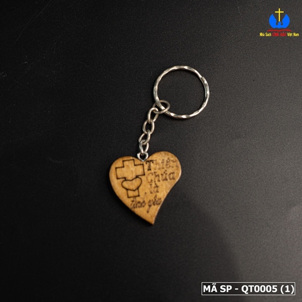 Móc khóa trái tim gỗ ✔