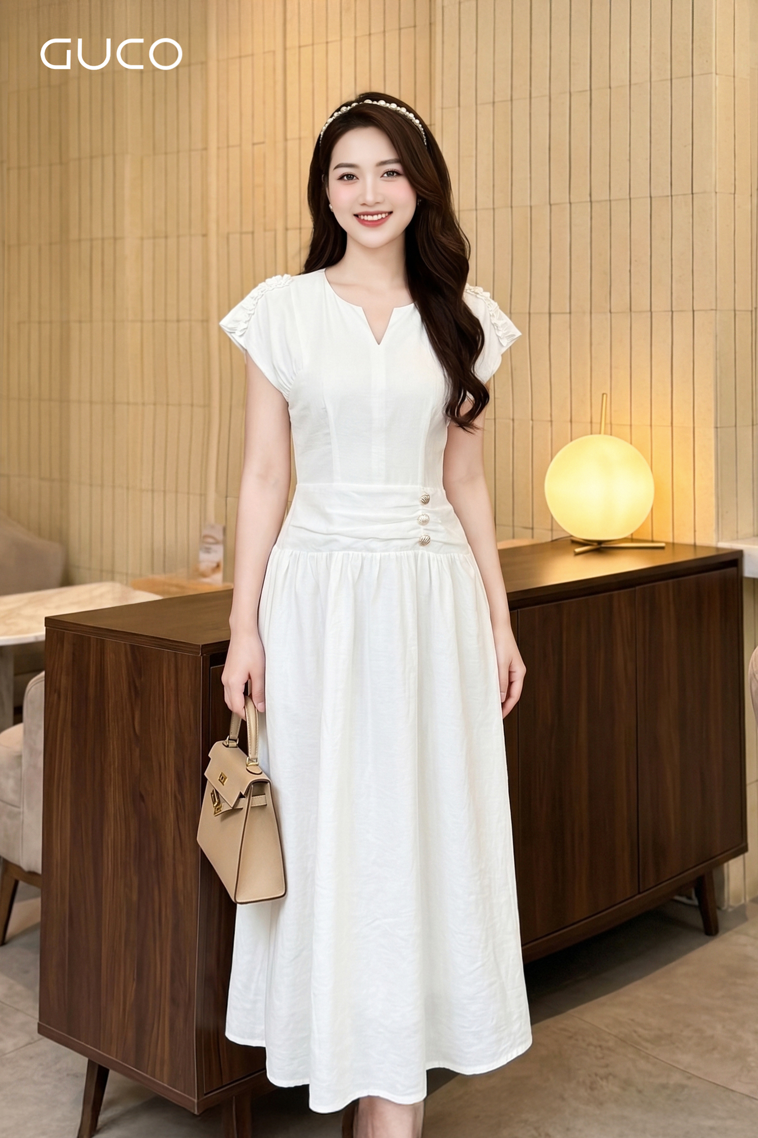 Đầm Xòe Trắng Nhúng Eo Phối Nút