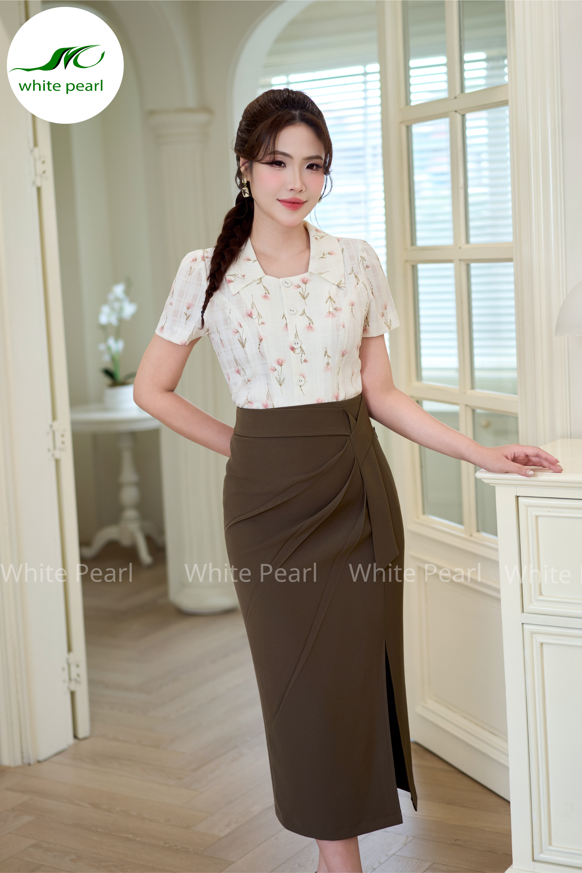 Chân Váy Bút Chì Ly 3D Xẻ Trước