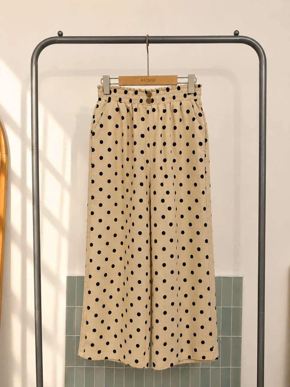 Quần linen chấm bi lưng thun 2 nút_thumbnail_3