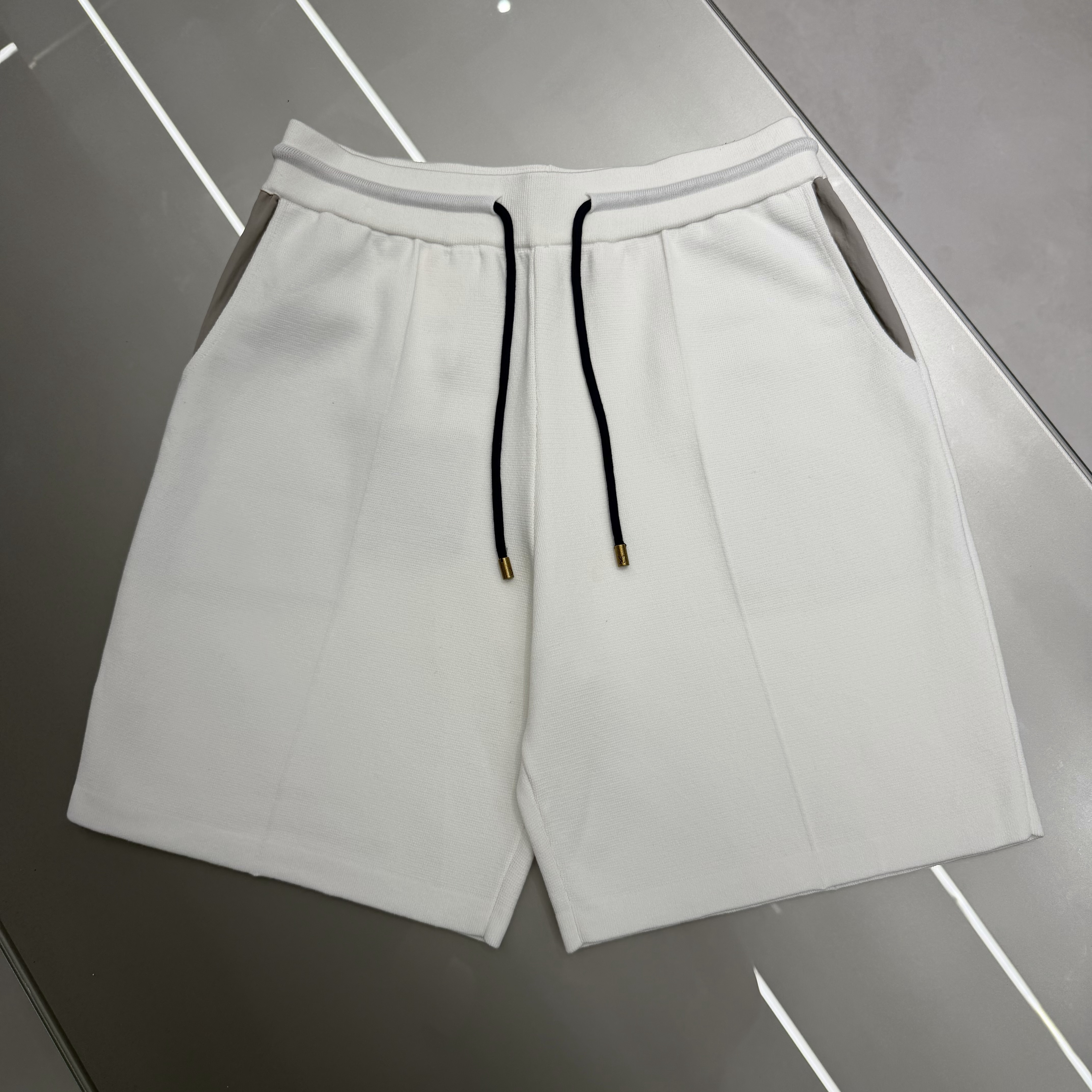 Quần Short LV _thumbnail_3