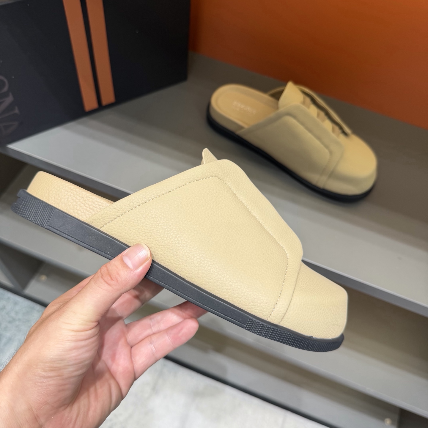 Sục Zegna_thumbnail_4