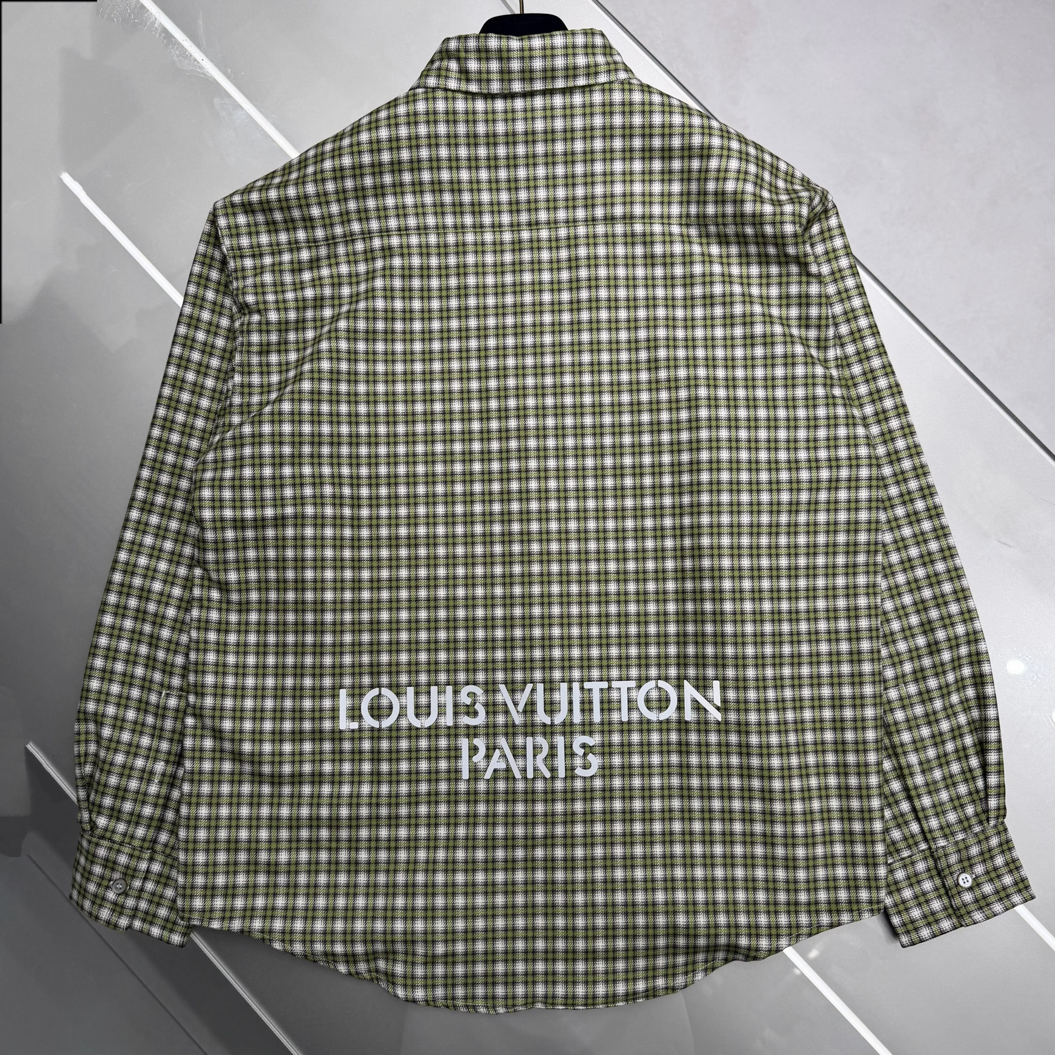 Somi LV_thumbnail_7