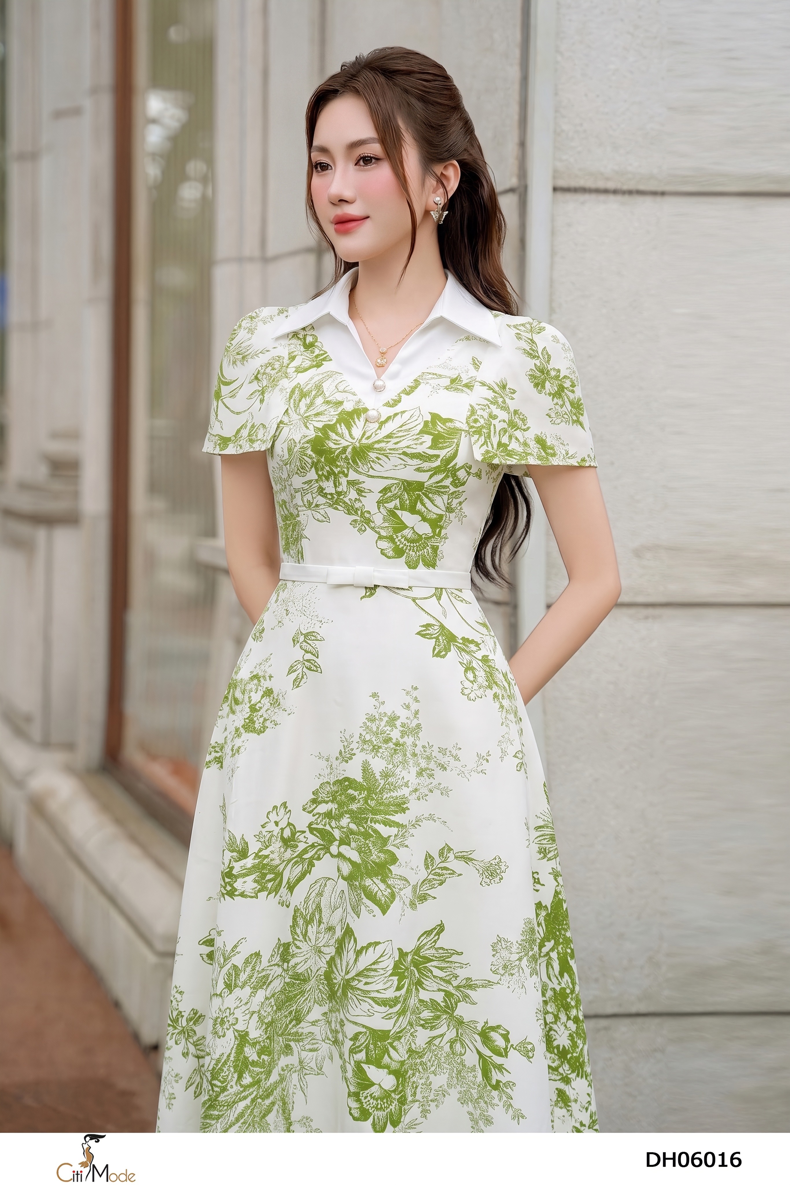 Đầm xòe hoa xanh vai phủ cách điệu cổ đức đai eo
