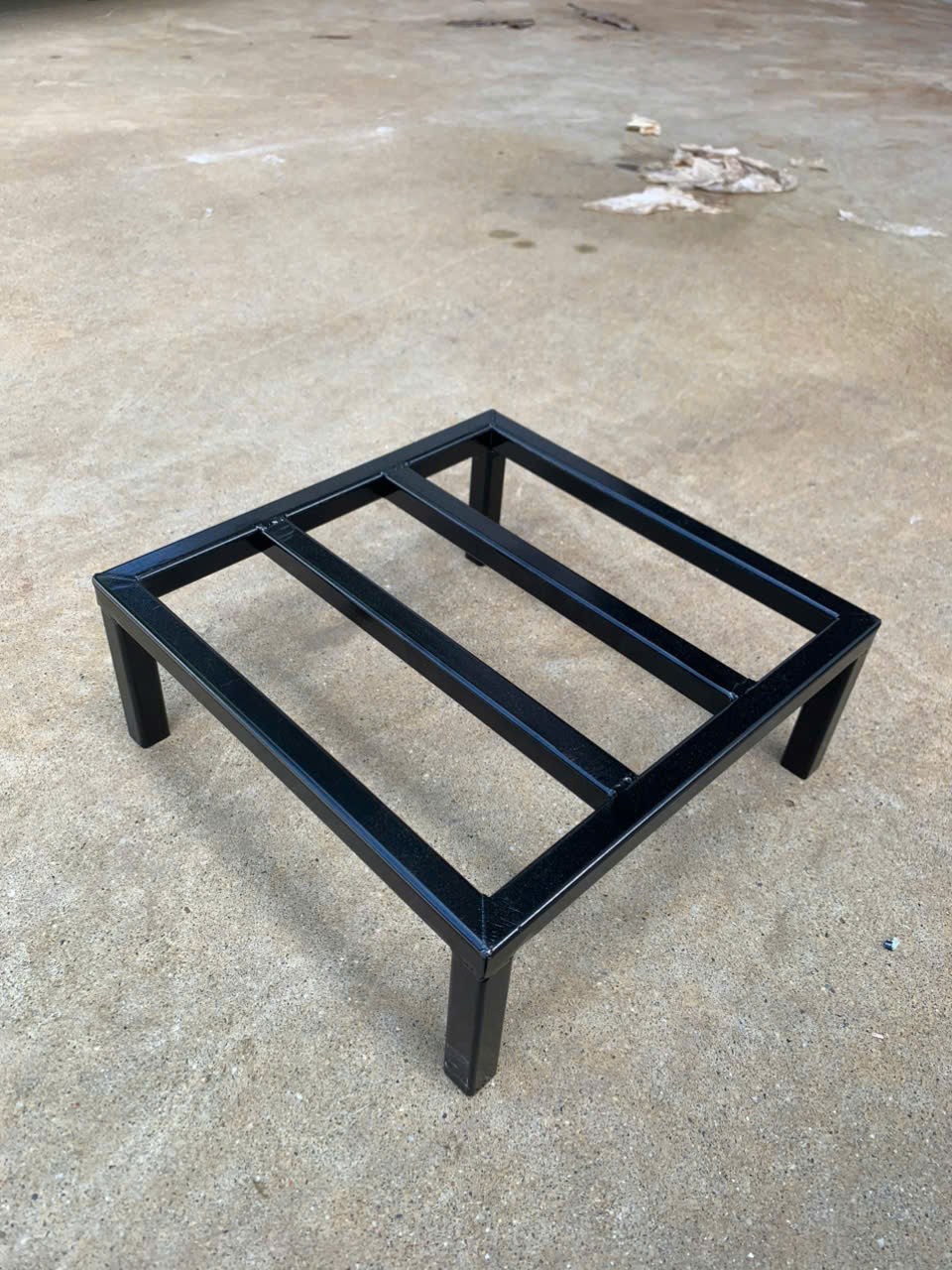 Kệ đôn cây 25×25 cm - sắt 16×16×1,1 mm