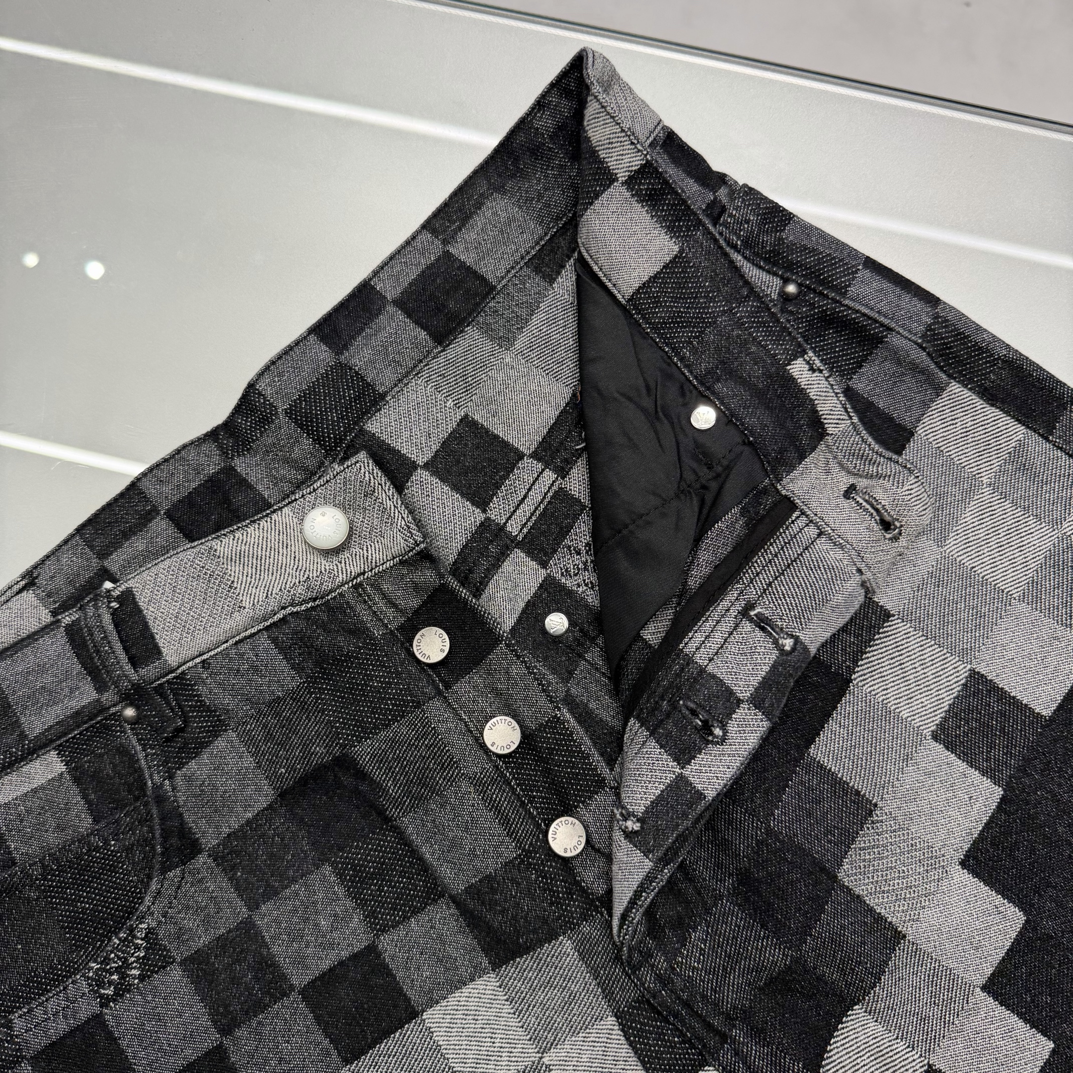 Bộ LV_thumbnail_8