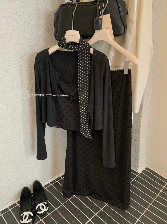 Lucas - Set váy 2 dây chấm bi viền ren dáng dài + áo khoác cardigan cài cúc + khắn chấm bi_thumbnail_6