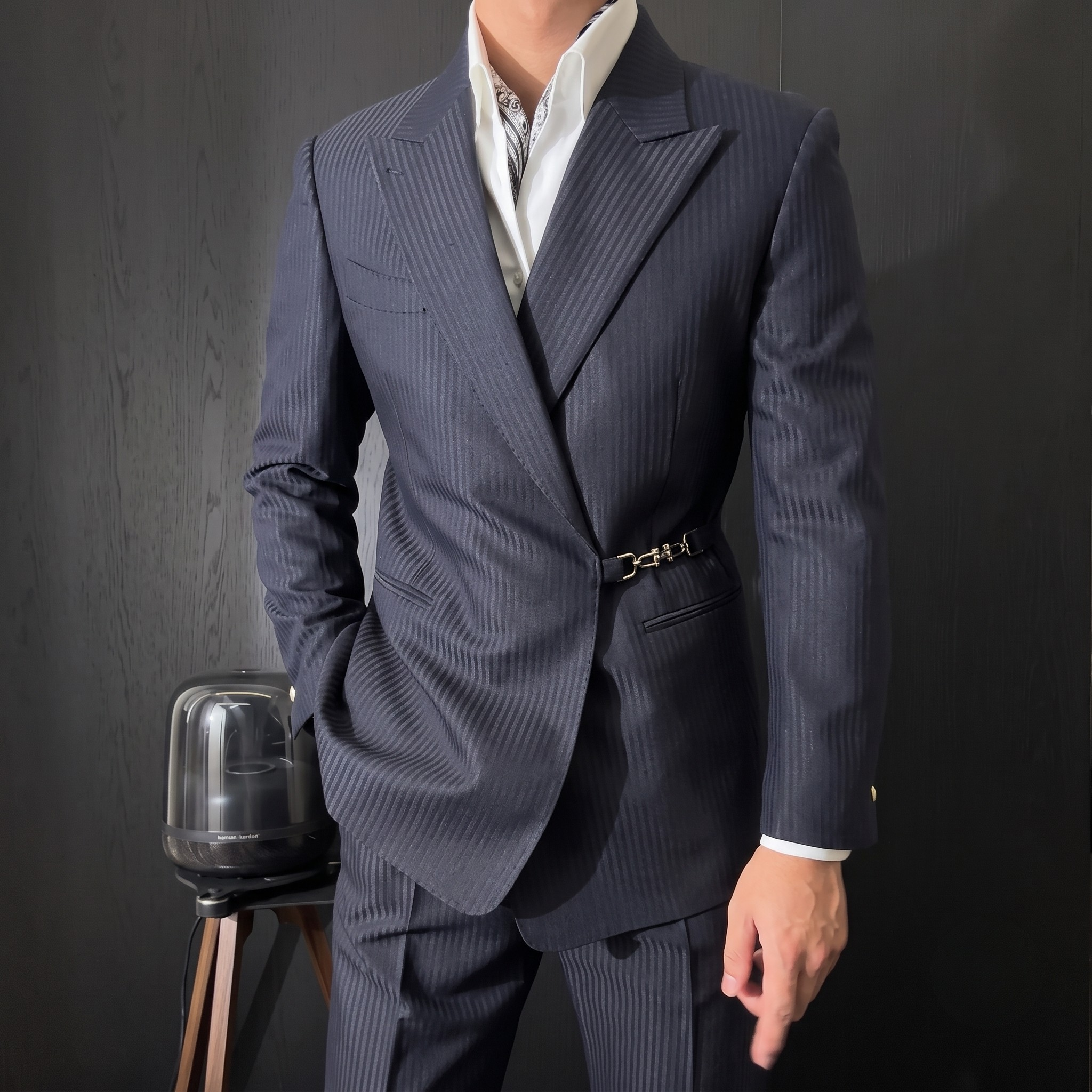 Firenze Stripe Suit_thumbnail_2