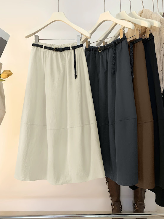 Lucas - Chân váy thô kaki dáng xòe dài nối gấu cạp chun kèm belt tết