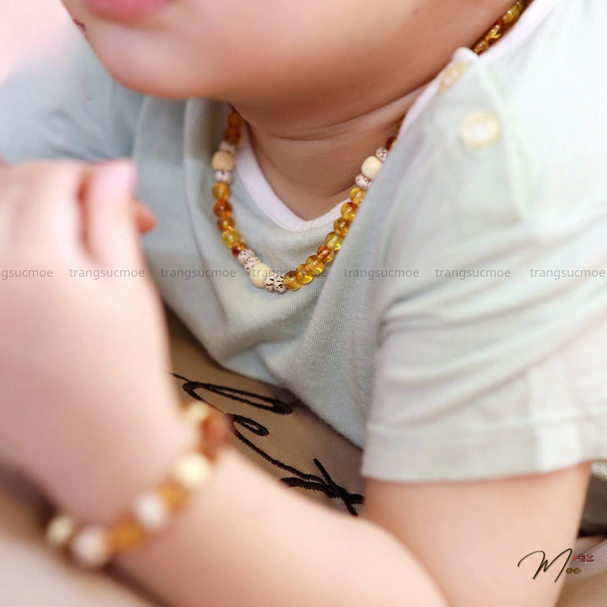 B75 - Set dây chuyền & vòng tay hổ phách dâu tằm cho bé_thumbnail_9