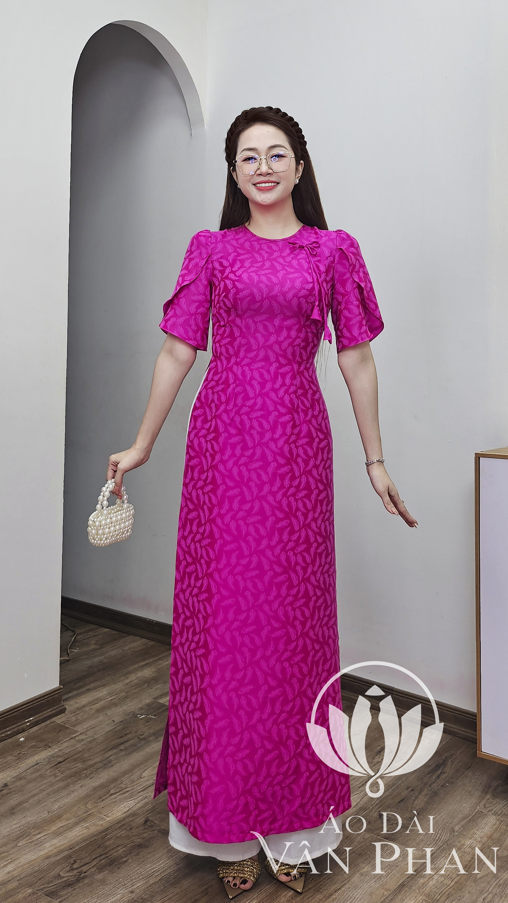 A3266 áo dài cổ khít tay búp sen gấm hồng sen_thumbnail_2