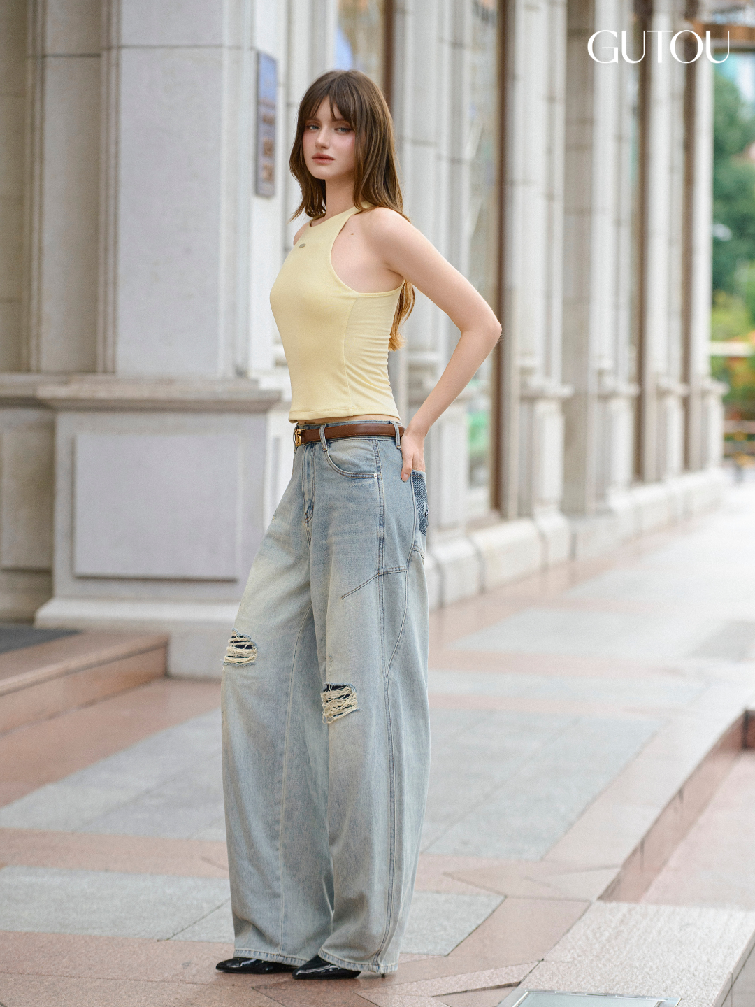 [ GUTOU ] Quần Jean Baggy Wash Bạc Rách Gối Phối Túi Sau Chữ V Street Style
