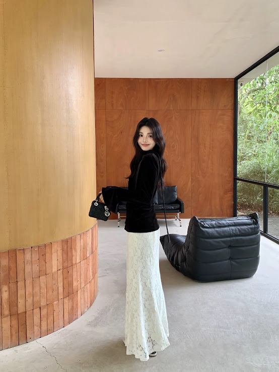 Lucas - Chân váy ren dáng dài cạp chun ẩn dáng đuôi cá_thumbnail_4