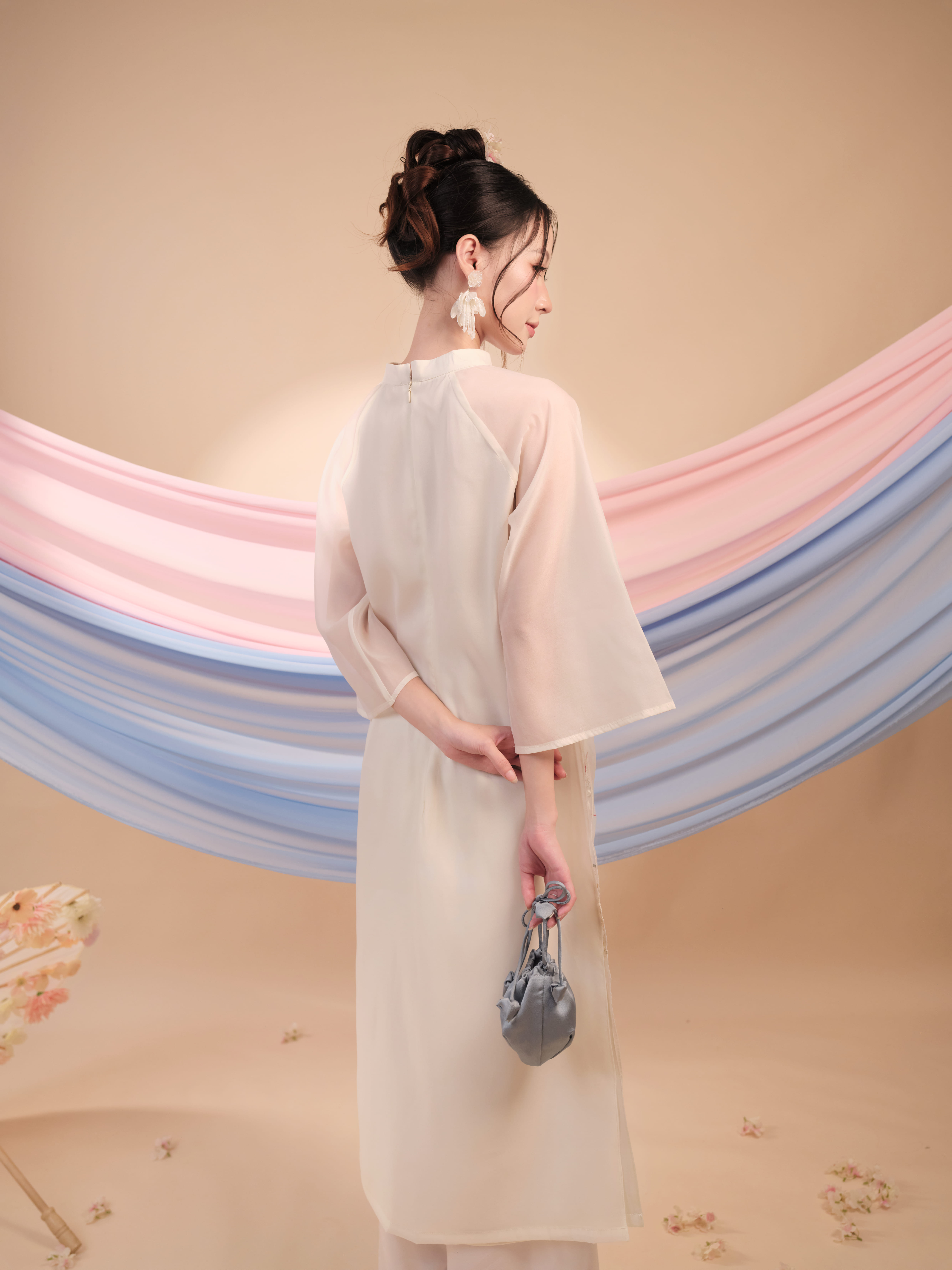 Áo dài Phụng Điệp_thumbnail_4
