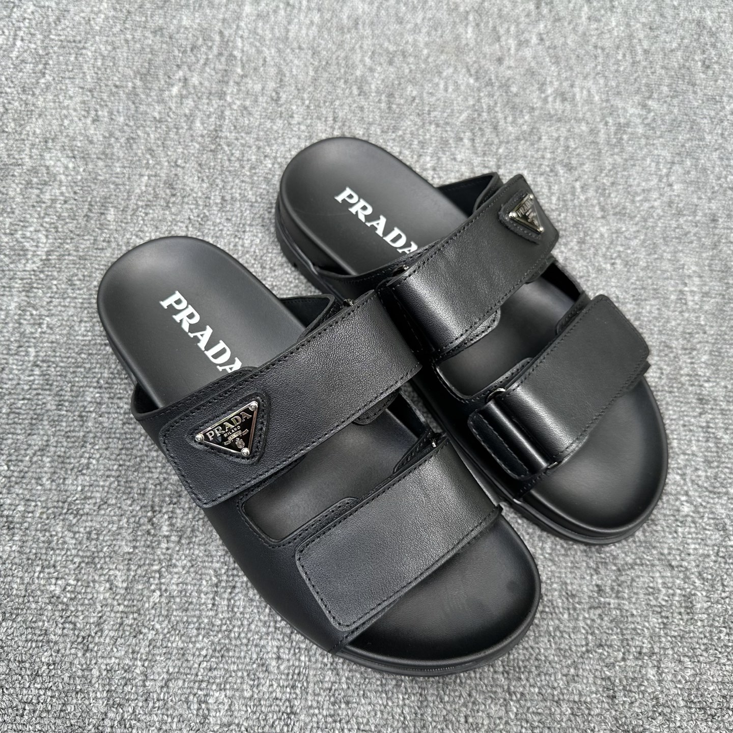Dép PRADA