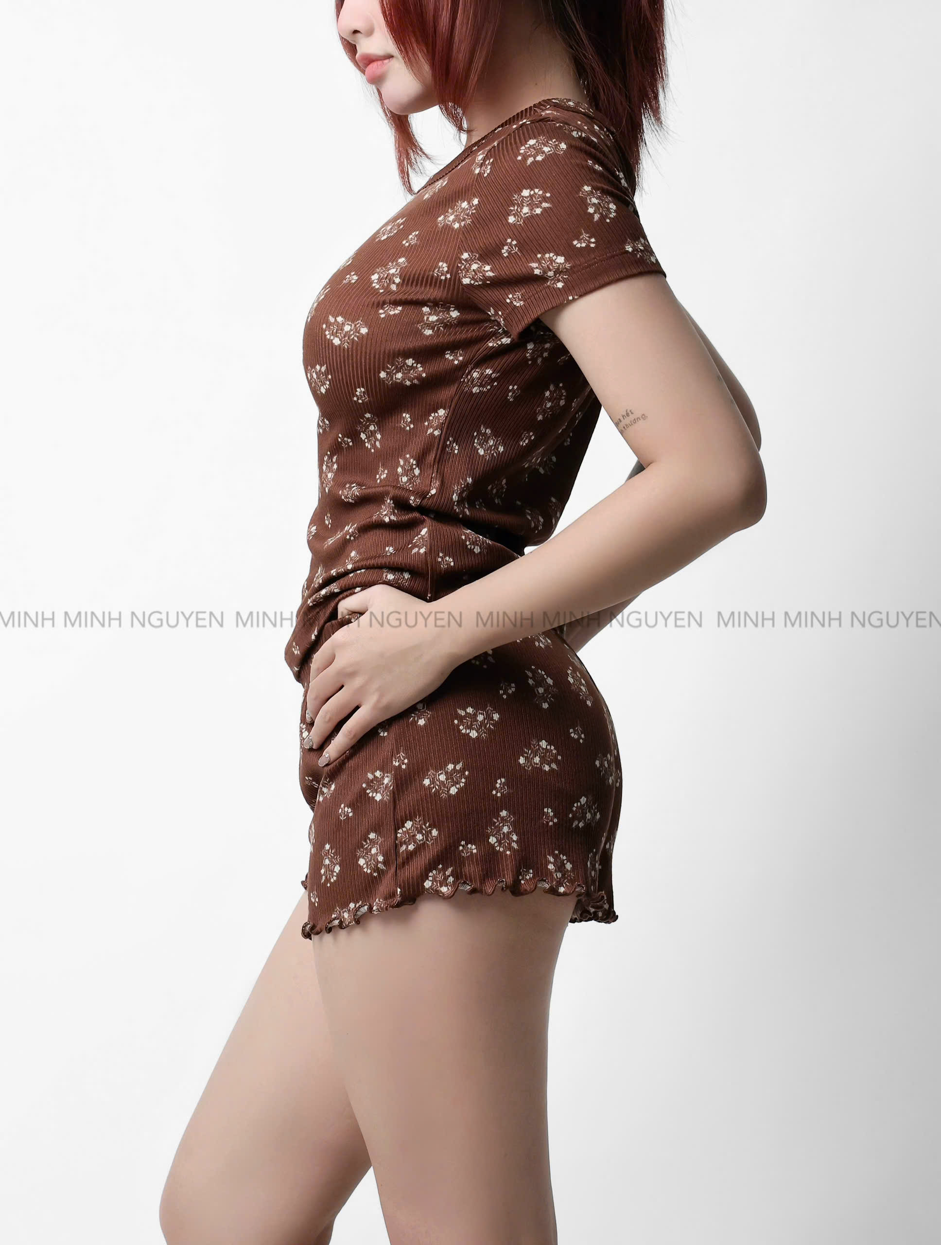 SET BO_thumbnail_11