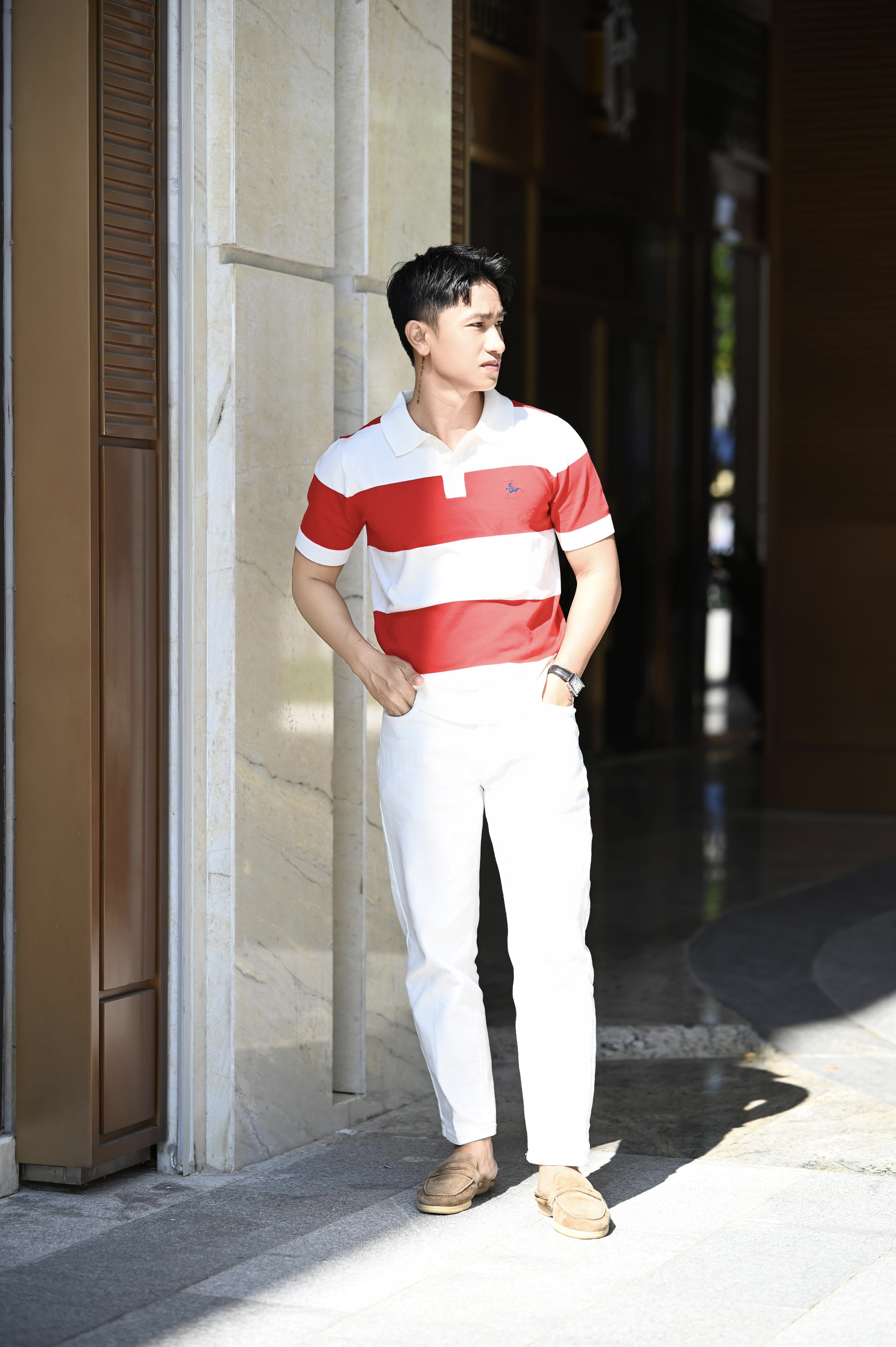 PB4 - Áo Polo Nam Tay Ngắn Slim Fit Phối Màu Đỏ Trắng, Thêu Logo Thời Trang Công Sở