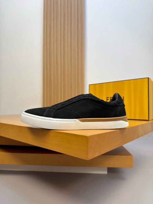 Giày Slipon Fendi_thumbnail_3