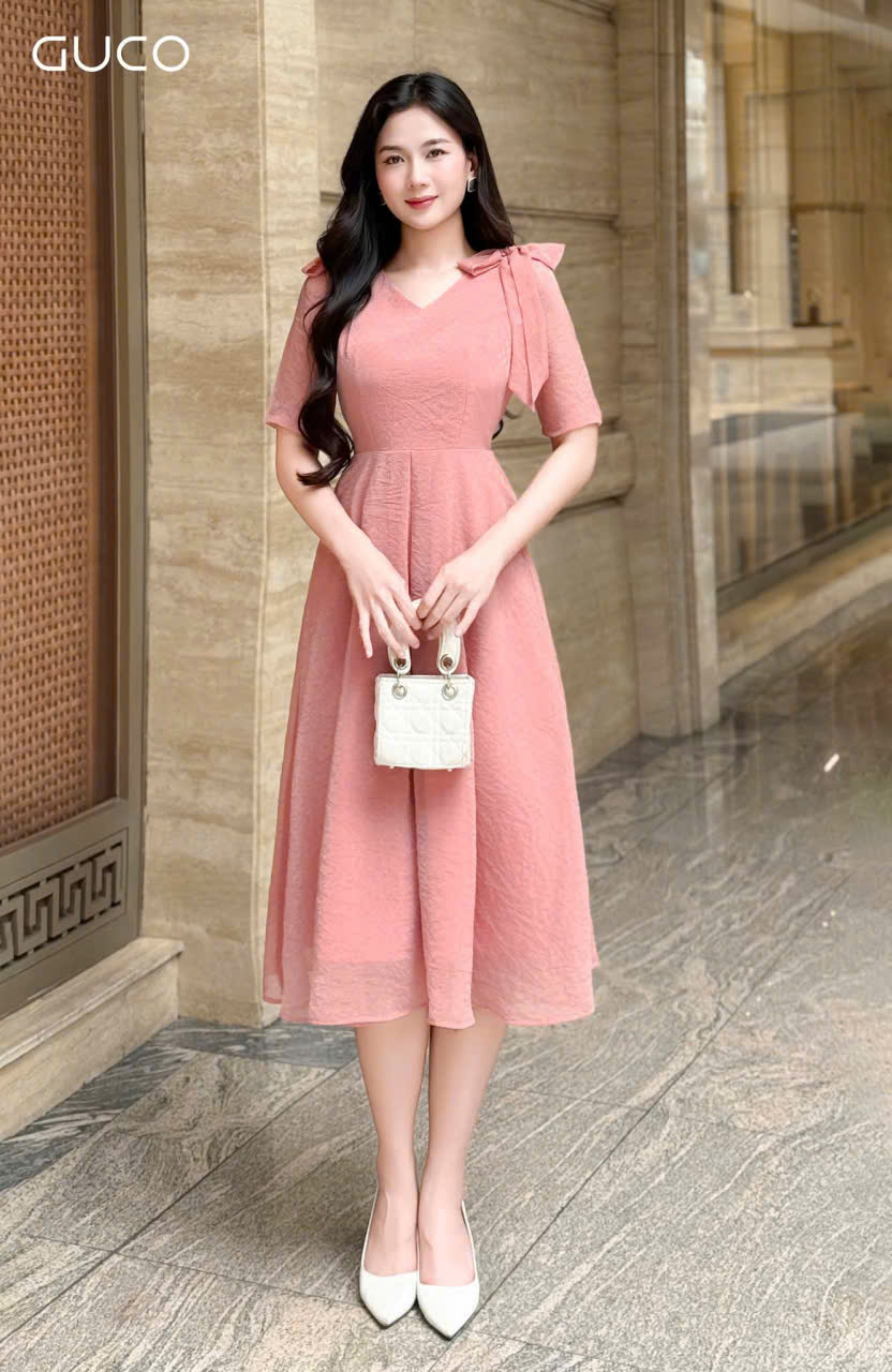 ĐẦM XÒE CỔ TIM NƠ 2 BÊN - HỒNG