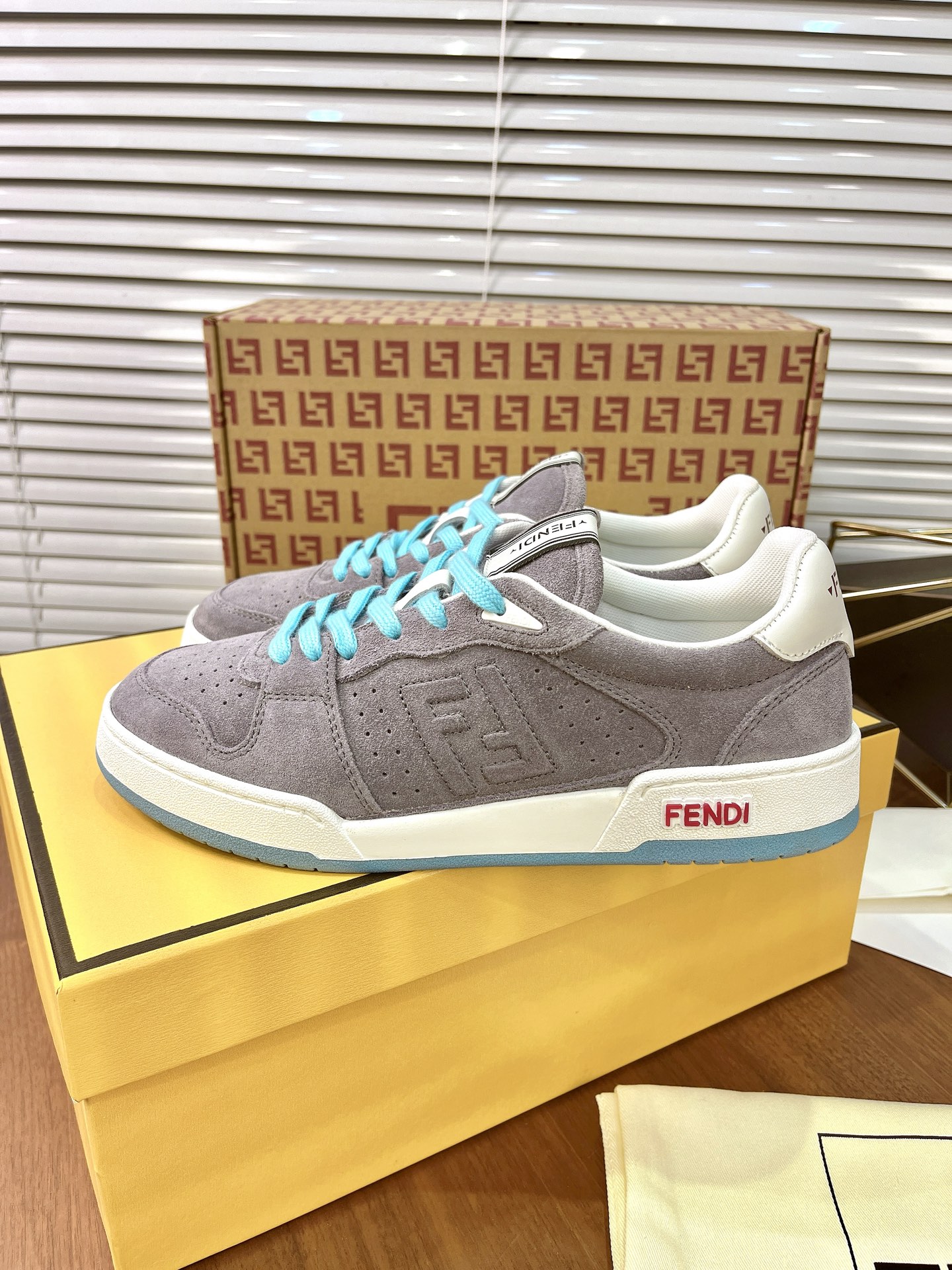 Giày Fendi_thumbnail_6