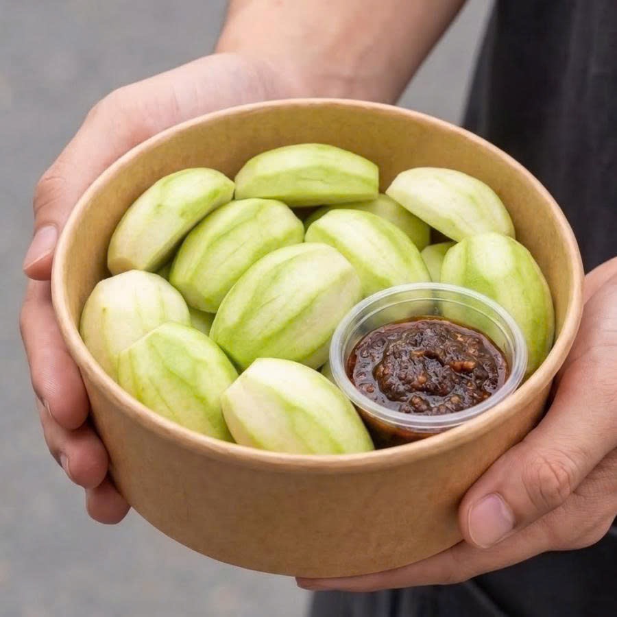 Cóc non cắt sẵn