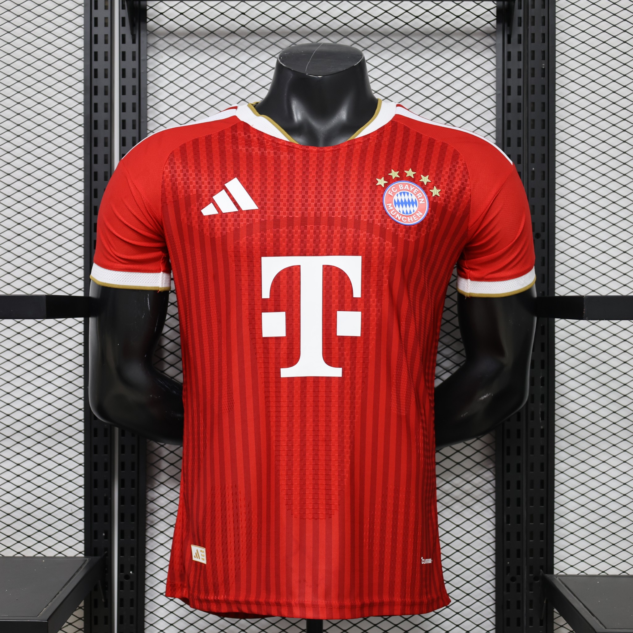 Bayern Munich sân nhà bản player 26-27_thumbnail_2