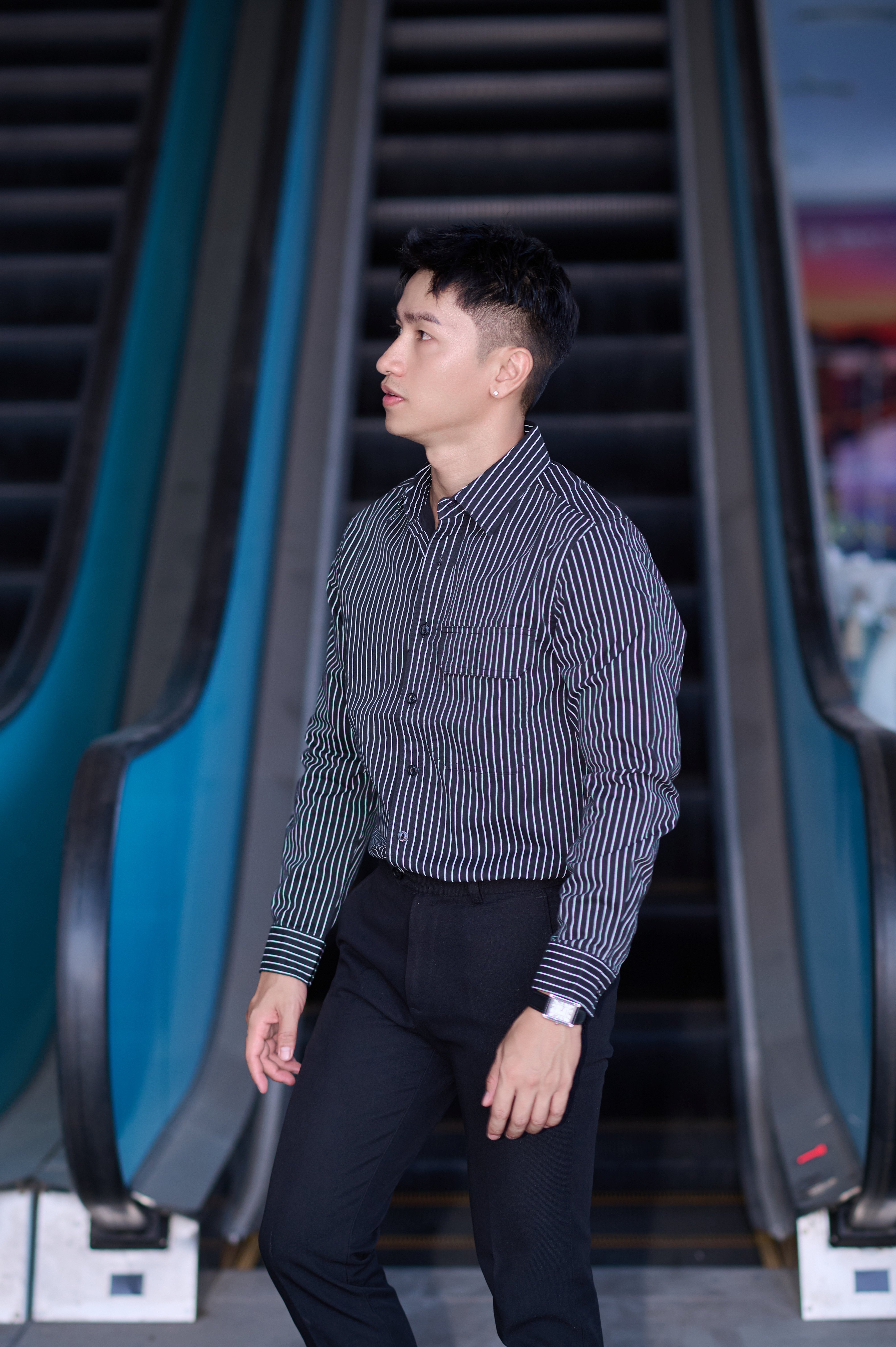 SA95 - Áo sơ mi nam dài tay sọc dọc phong cách Nhật Bản form rộng, chất cotton 100%, phối màu trắng đen_thumbnail_5