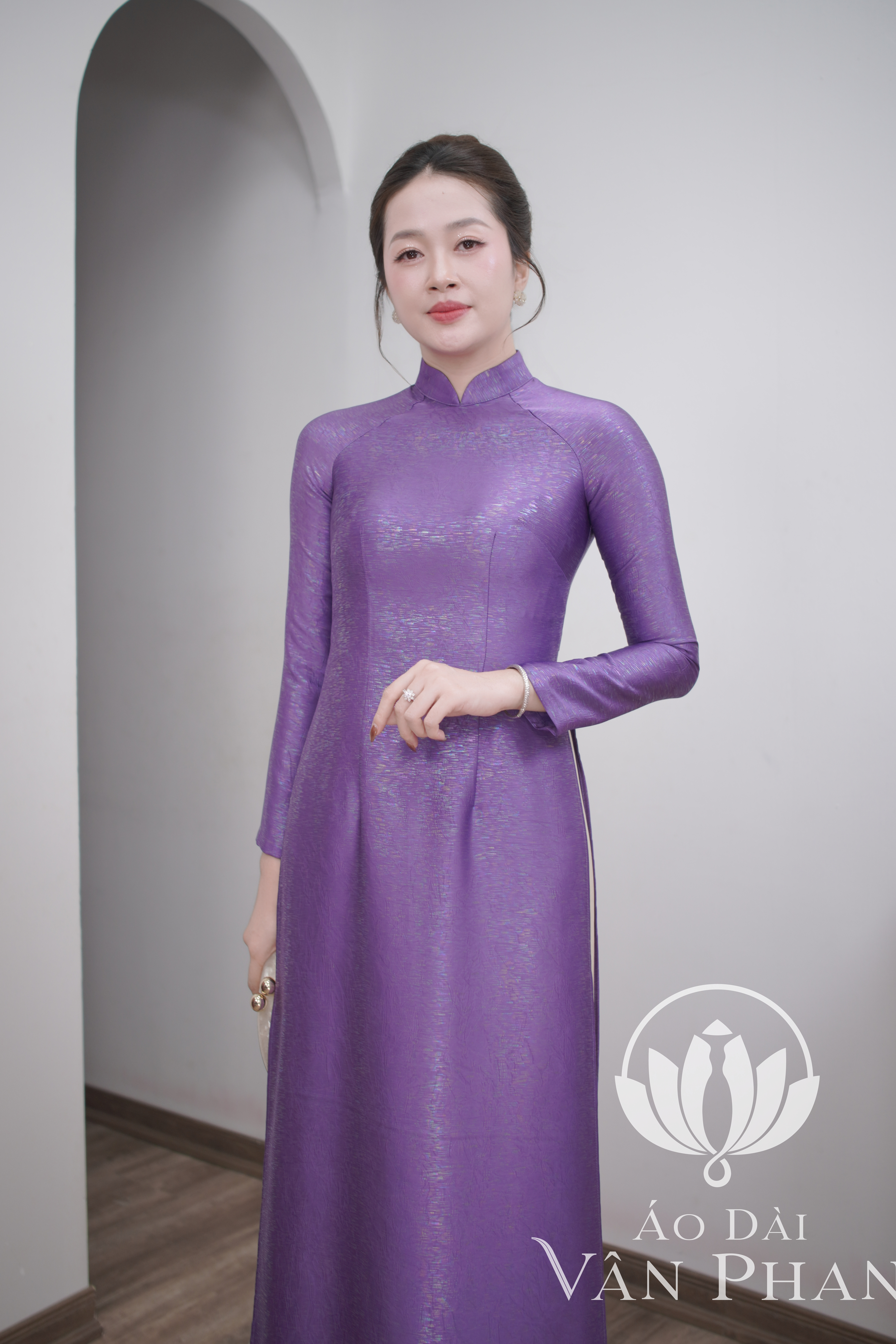 A3255 áo dài cổ 3p tay dài truyền thống dubai sao băng màu tím_thumbnail_1