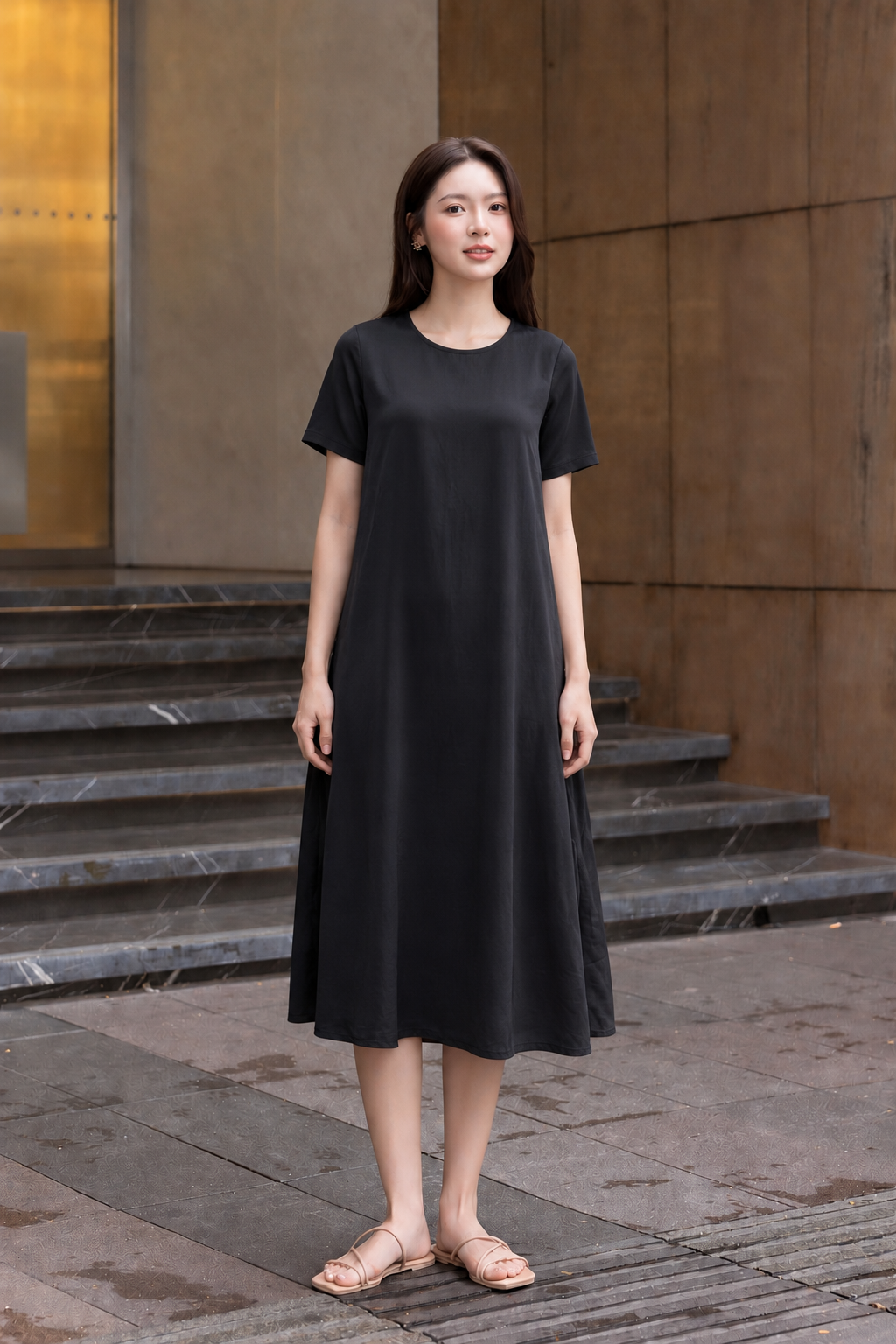 LV034 - VÁY ĐEN CỘC TAY