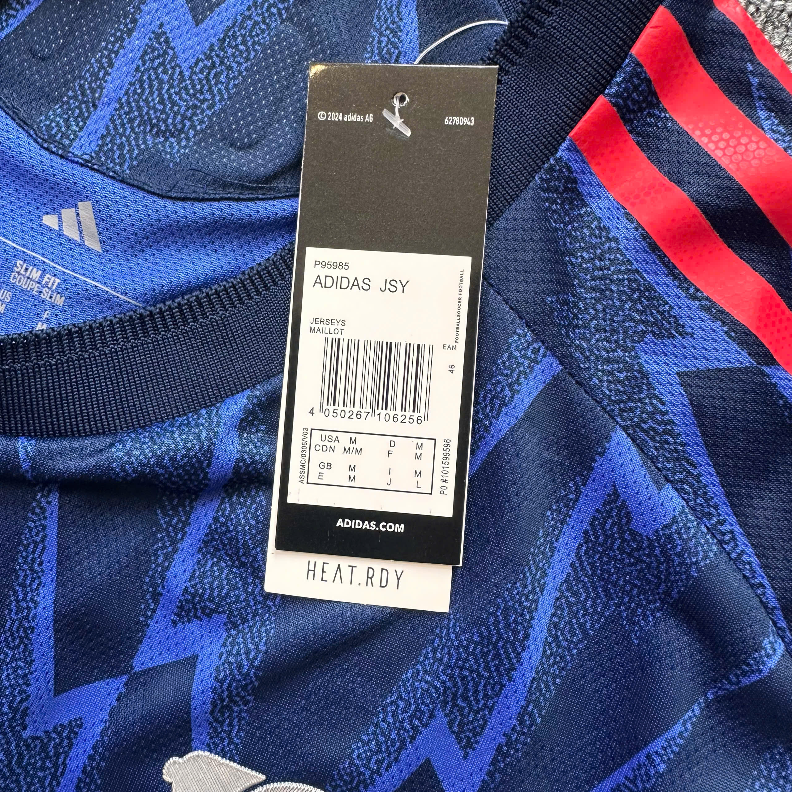 SALE 36 - Size: M_thumbnail_3