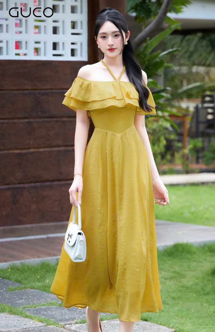 ĐẦM XÒE MAXI TRỄ VAI - VÀNG