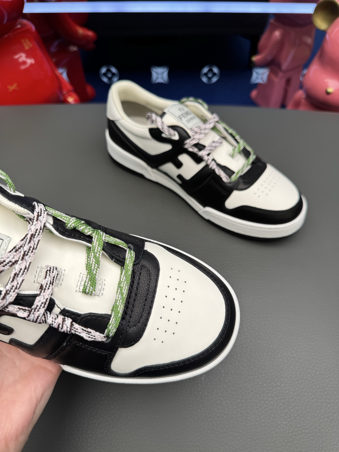 Giày Fendi_thumbnail_4