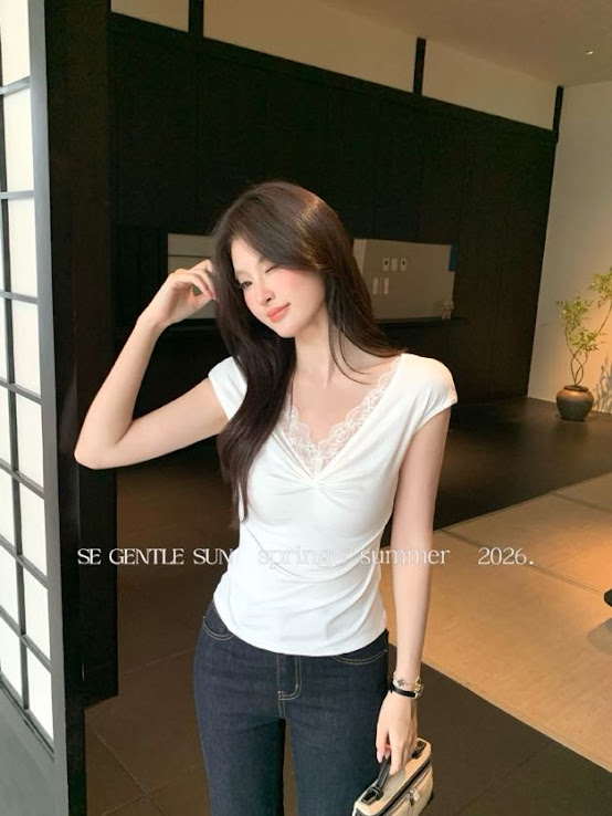 Lucas - Áo thun cộc tay cổ tim viền ren xoắn ngực WE_thumbnail_2