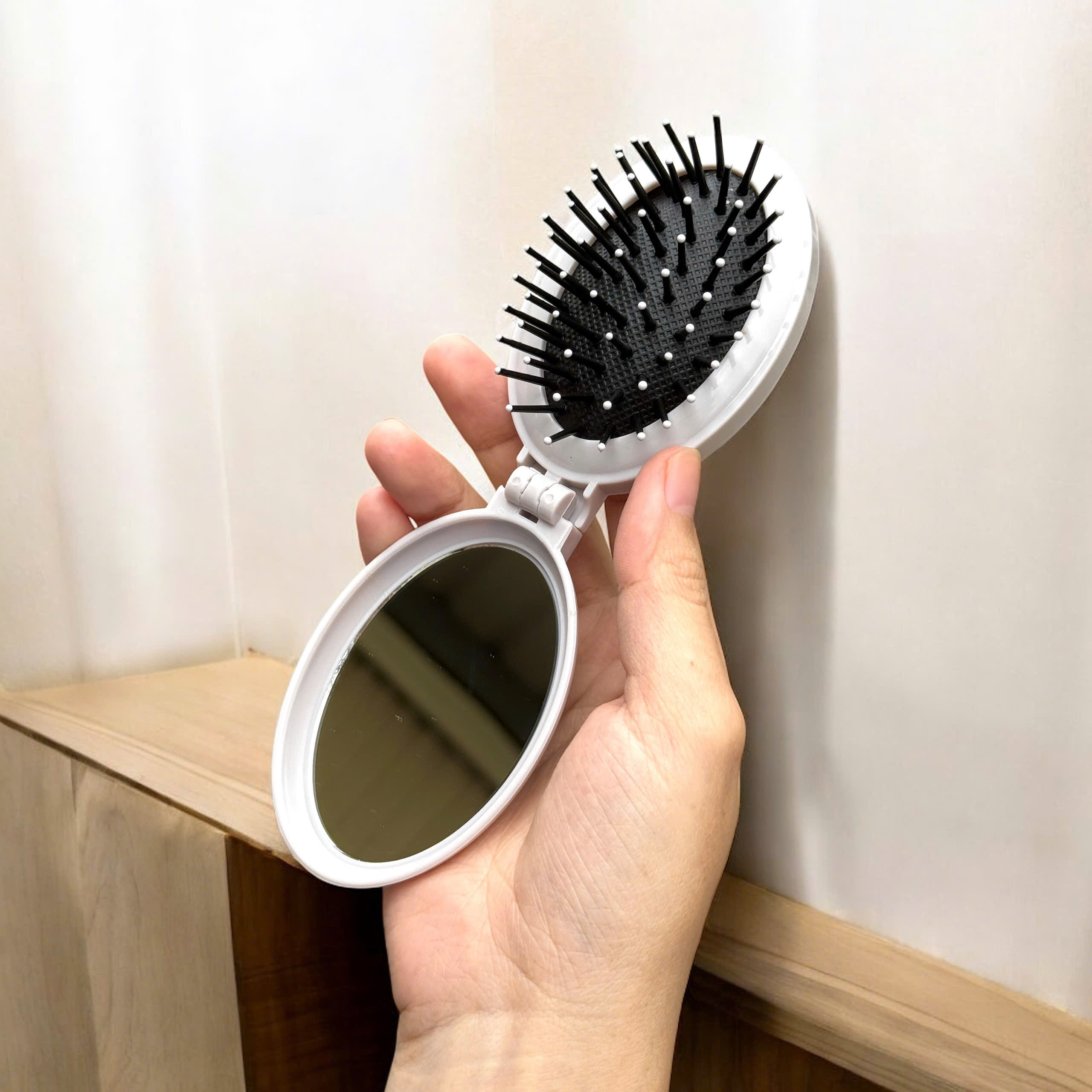 Bộ Gương Lược Gấp Gọn Seiwa Pro_thumbnail_0
