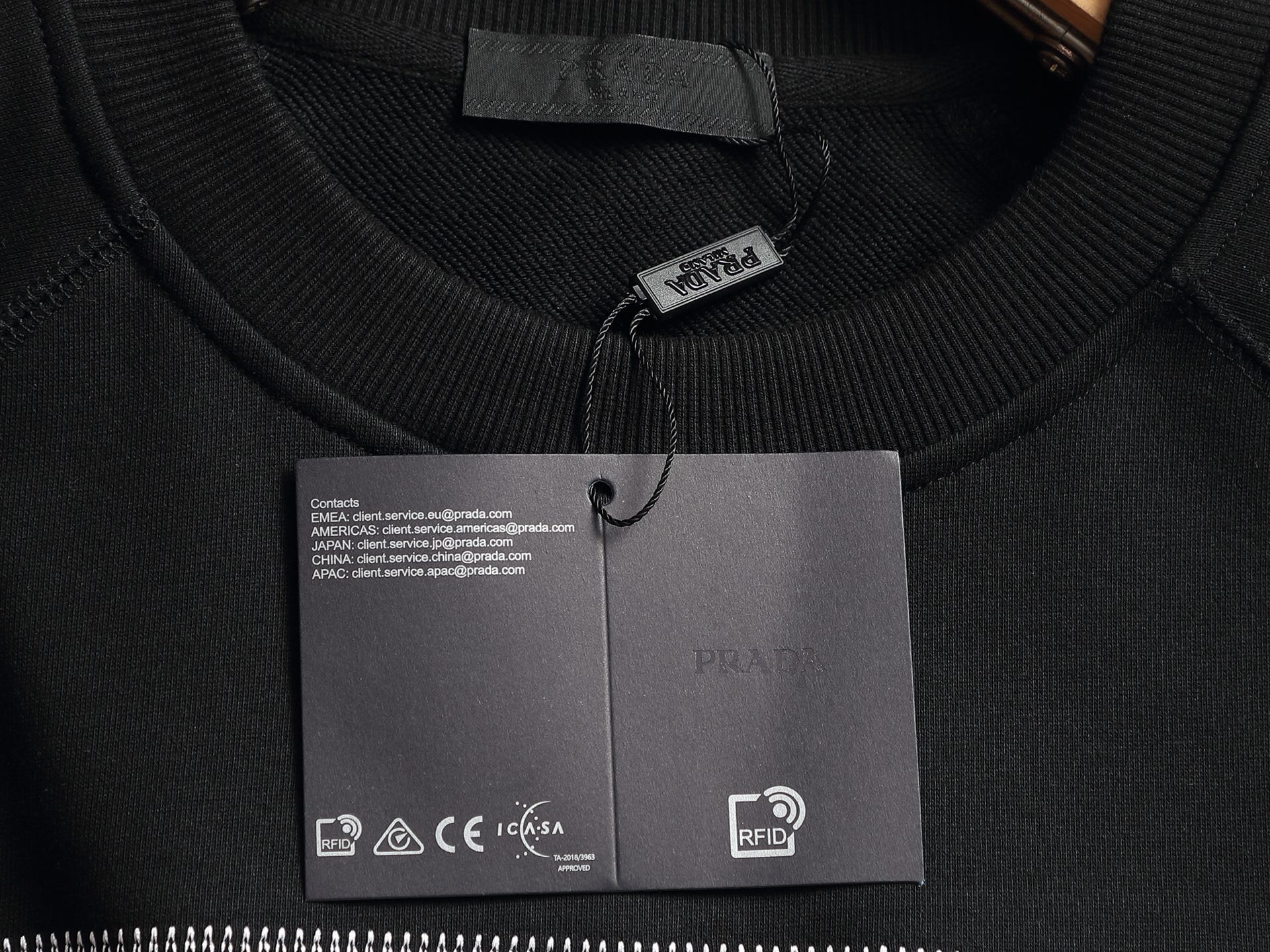 Áo Nỉ Prada_thumbnail_5