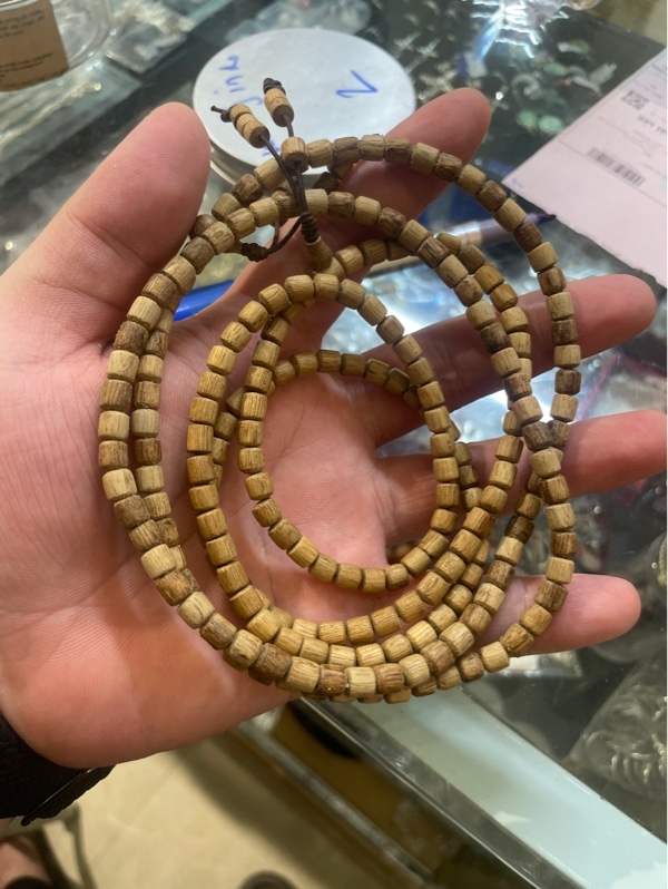 Vòng tràm 108 lu thống indo