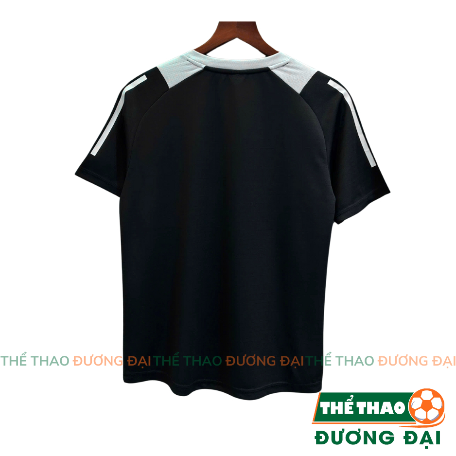 Quần Áo Bóng Đá Man Unt Đen Training 2025 2026 Thun Mè S-Comf Thoáng Khí Thể Thao Đương Đại_thumbnail_1