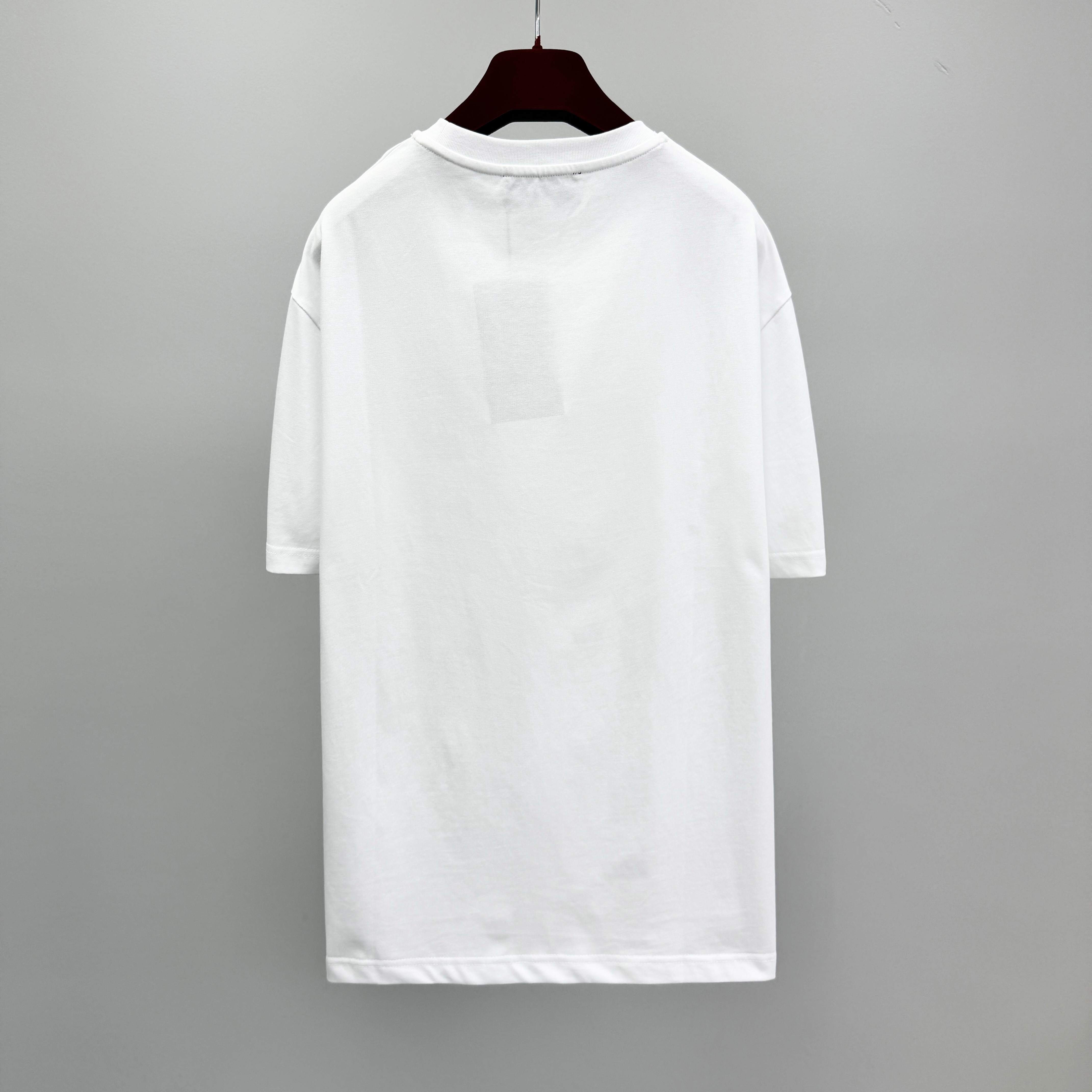 Phông Gucci