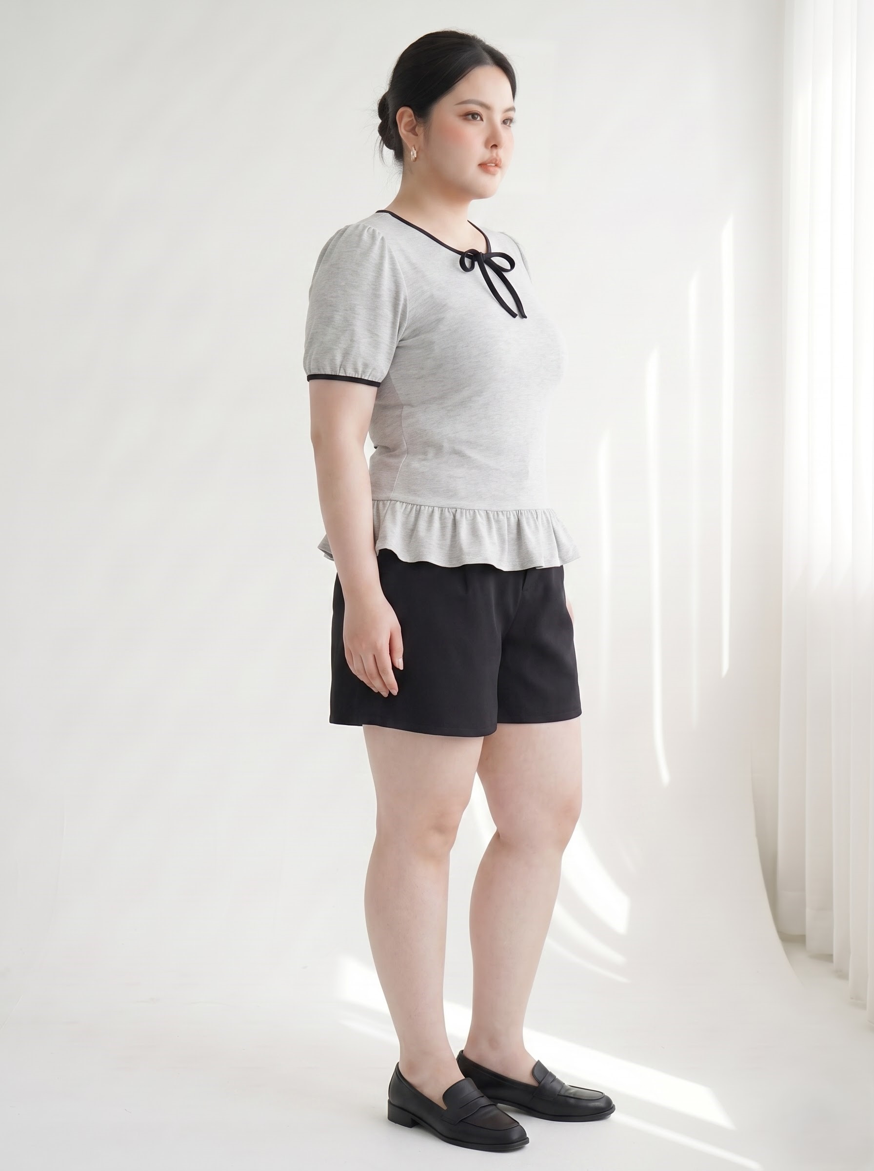 Áo Thun Nhún Bèo Phối Nơ Bigsize Form Peplum Tạo Eo Mềm Che Bắp Tay - Xám - Vừa 55-95kg - V-AK103