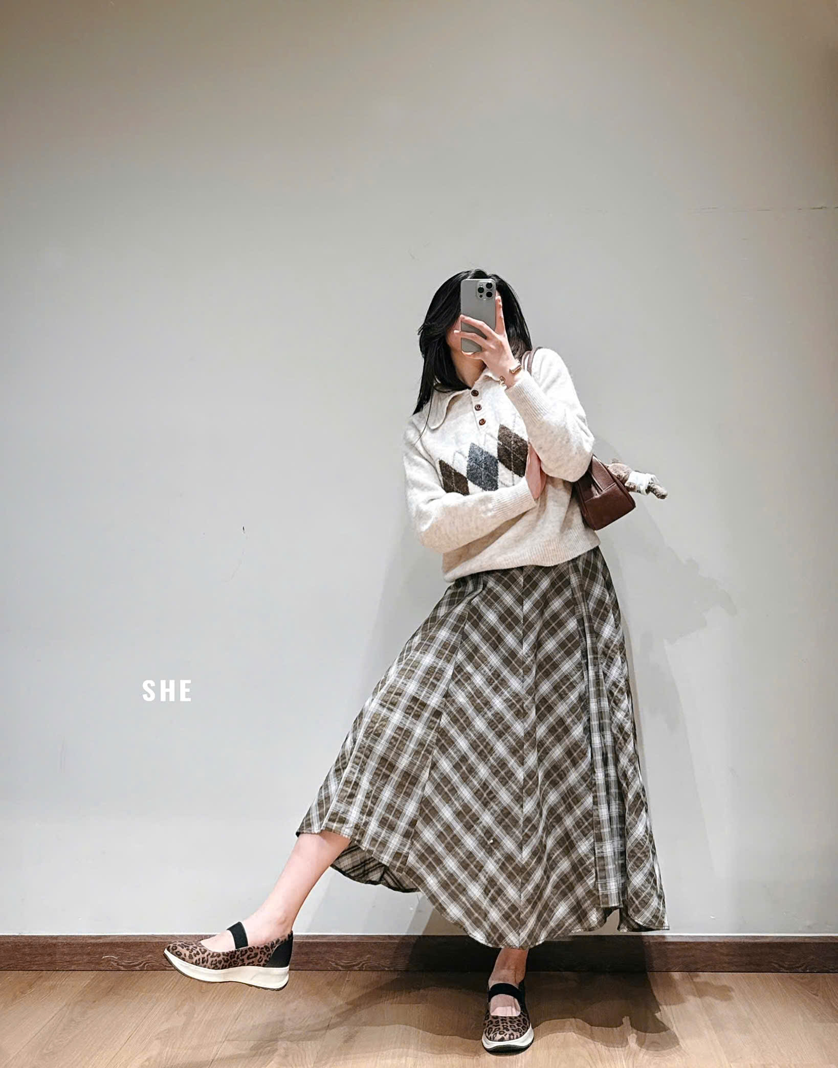 J525 CHÂN VÁY DÀI_thumbnail_2