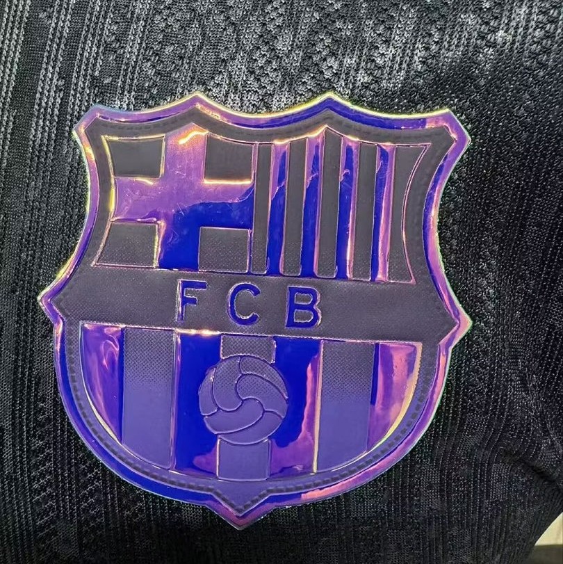 Barcelona sân khách bản player 26-27