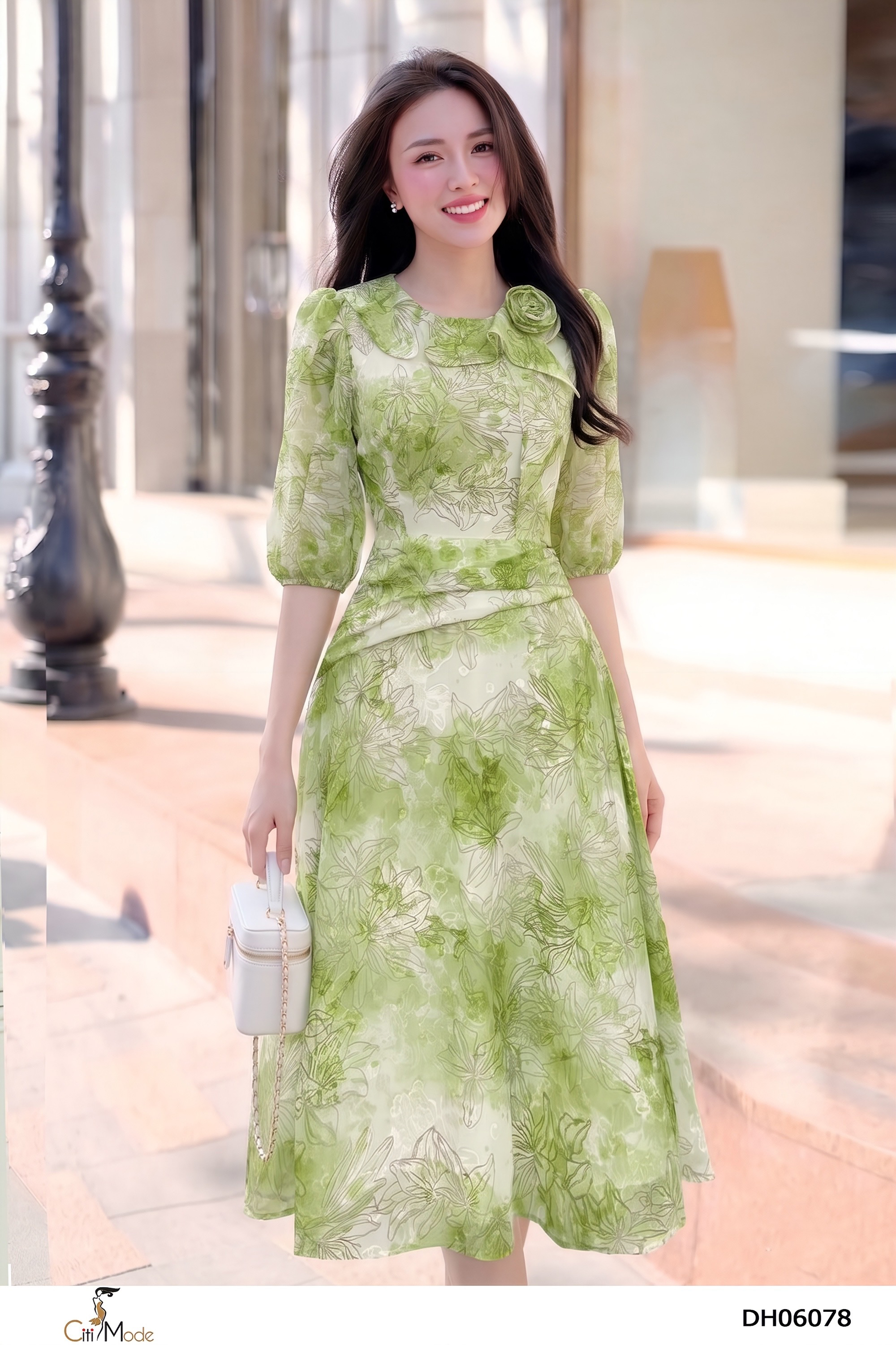 Đầm xòe hoa tơ xanh tay lỡ cổ thuyền đính hoa_thumbnail_2