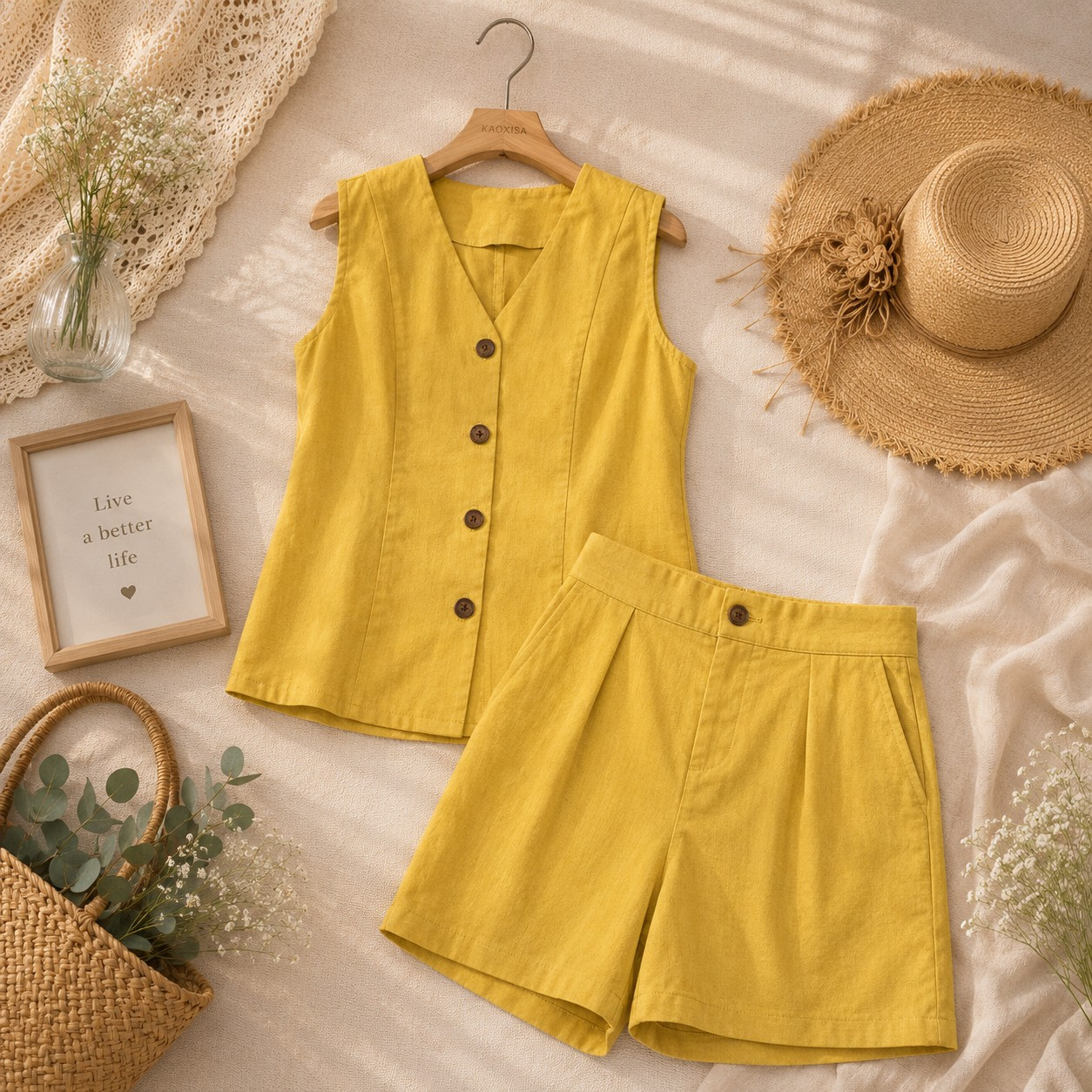 Bộ Linen bột đùi áo sát nách cổ tim
