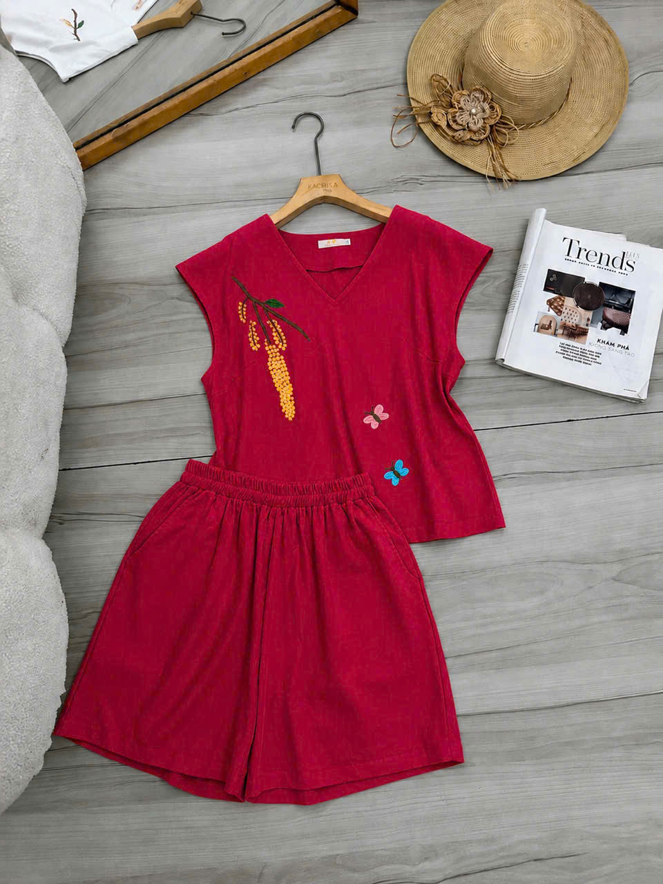 Bộ linen bột đùi áo cổ tim thêu lúa_thumbnail_3