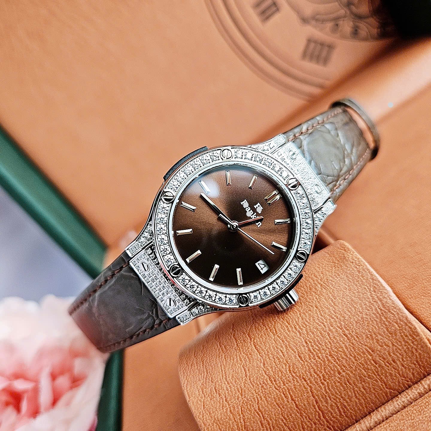 FL5223 ĐỒNG HỒ NỮ XÁCH TAY STORE F L