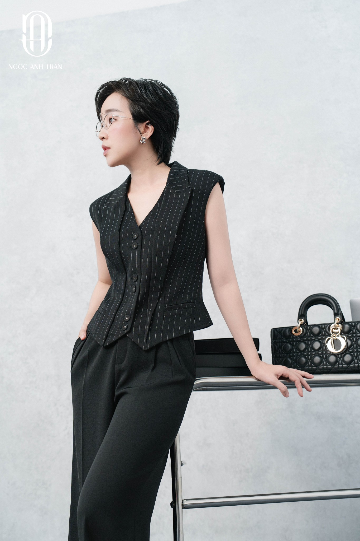 A288 - Áo gile đen cổ vest_thumbnail_2