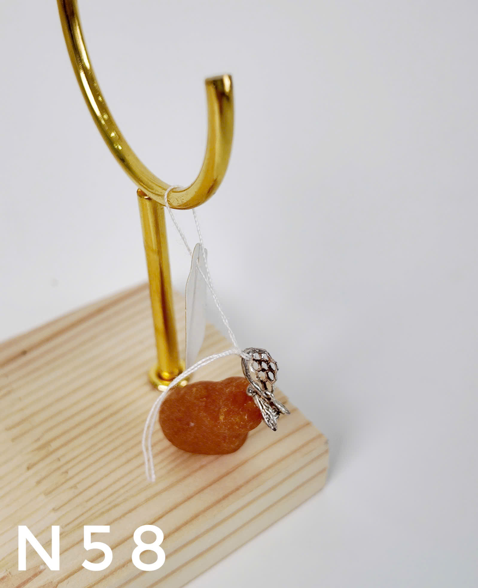 Mặt Dây Chuyền Hổ Phách Giọt Chốt Bạc Hình Ong - N58_thumbnail_3