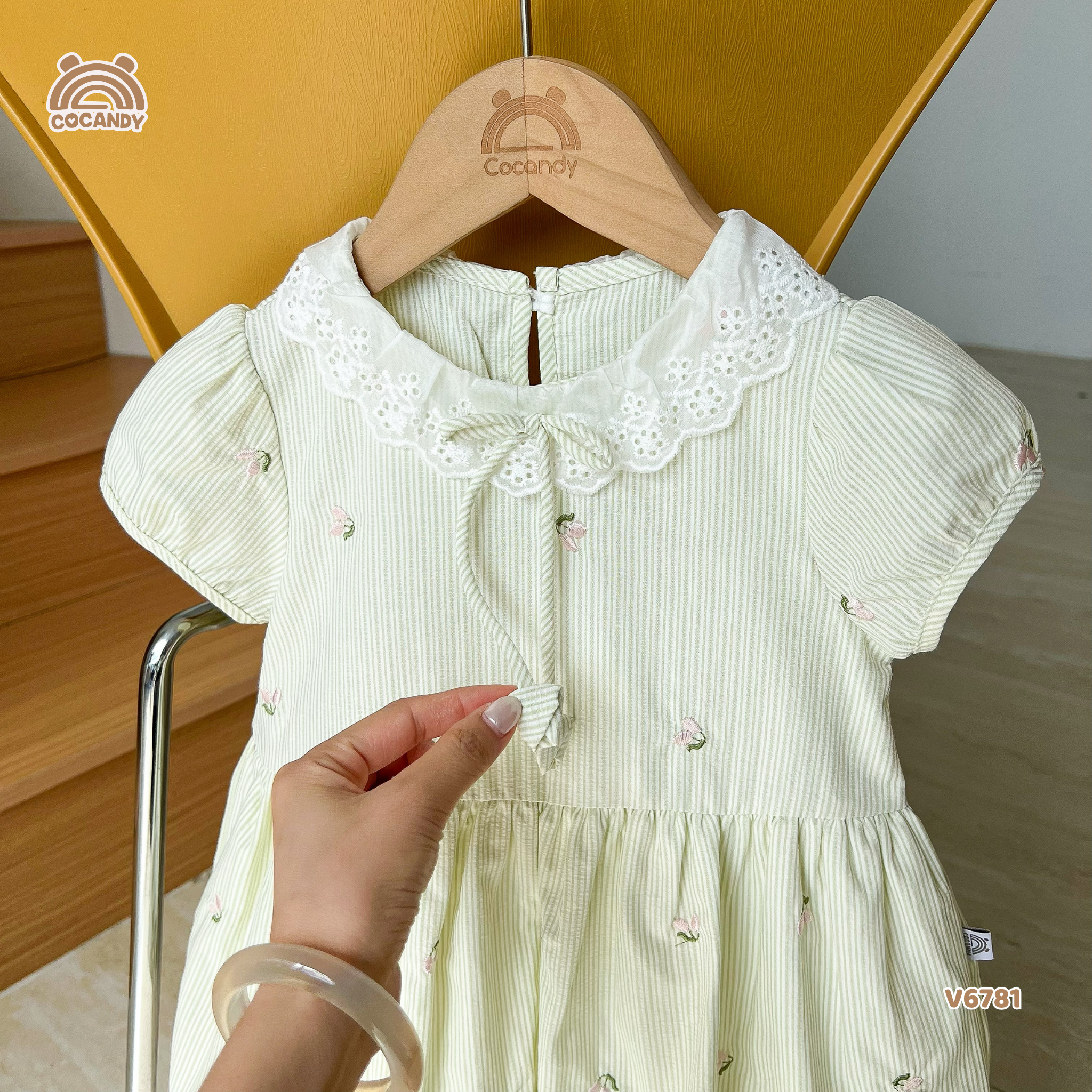 Váy cộc XANH MINT hoa nhí hồng_thumbnail_8