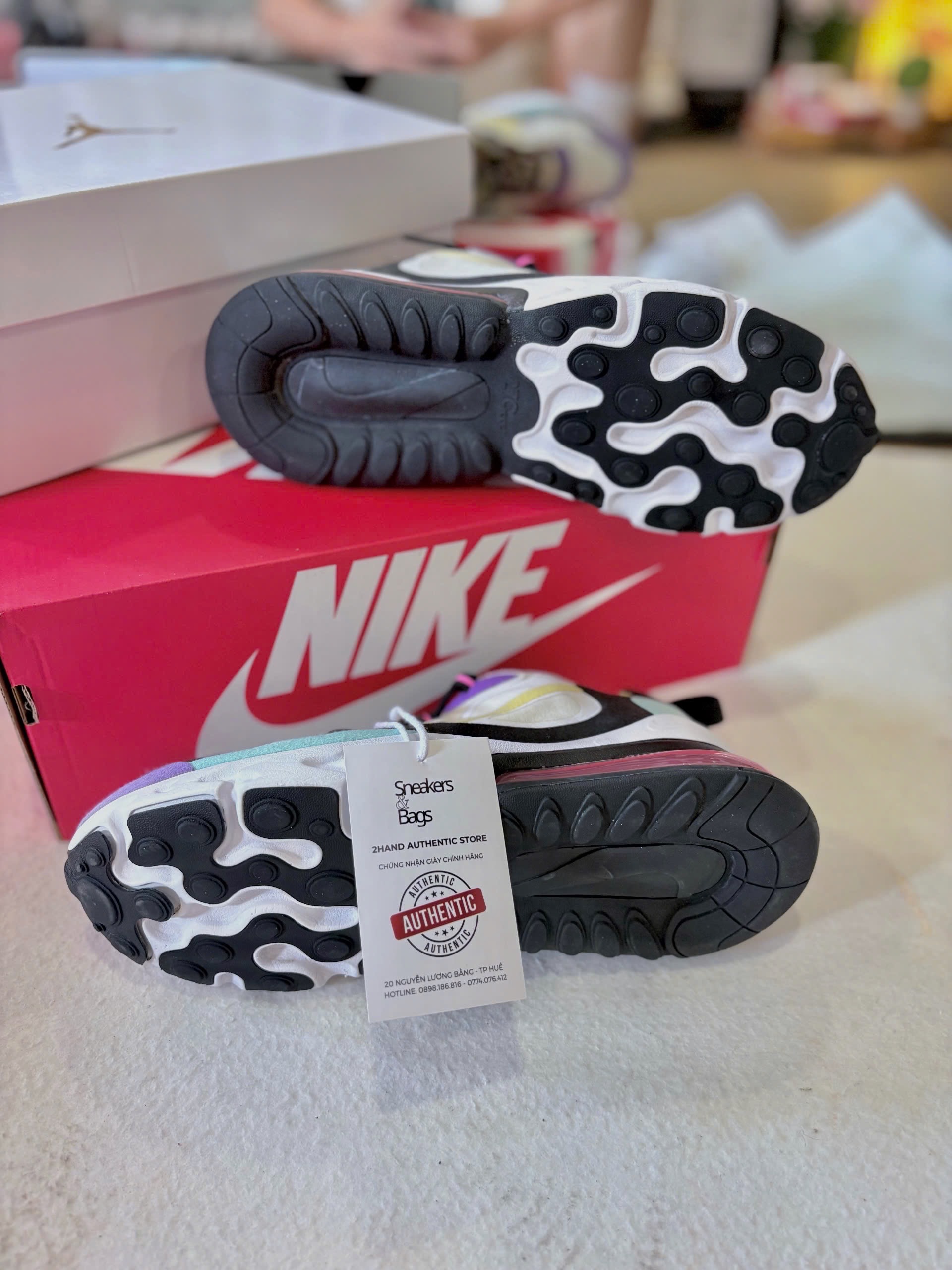 Nike Air Max 270 React AO4971_thumbnail_4