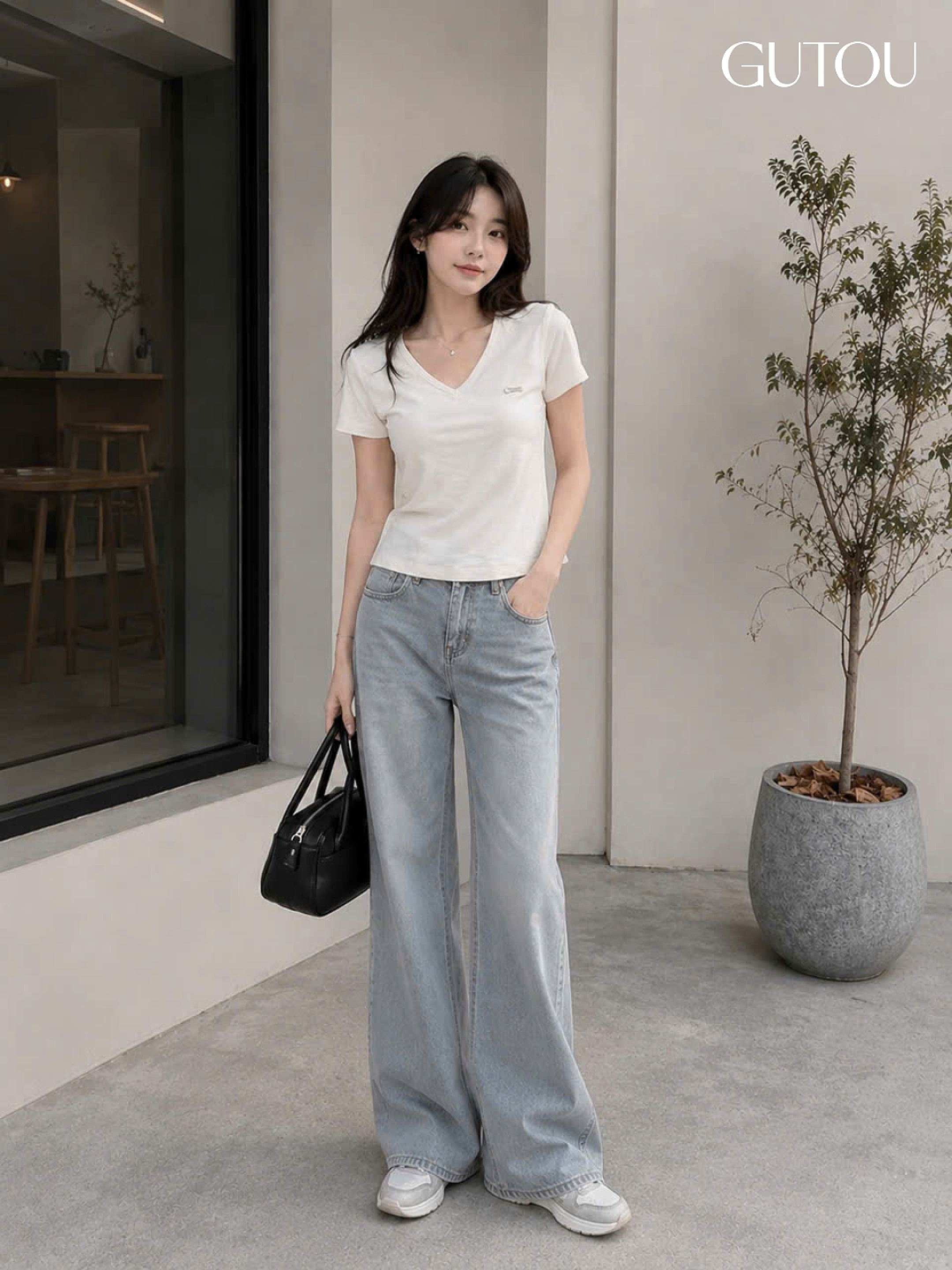 [ GUTOU ] Áo Thun Cổ V Thêu Logo Nổi Form Ôm Basic_thumbnail_2